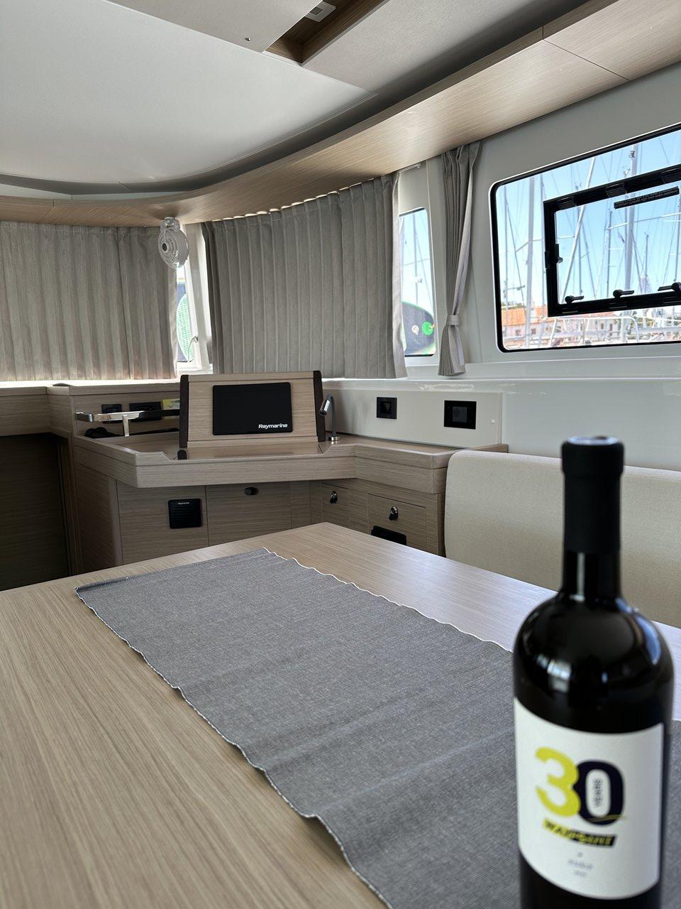 Lagoon 46 - 4 + 2 cab., picture 8