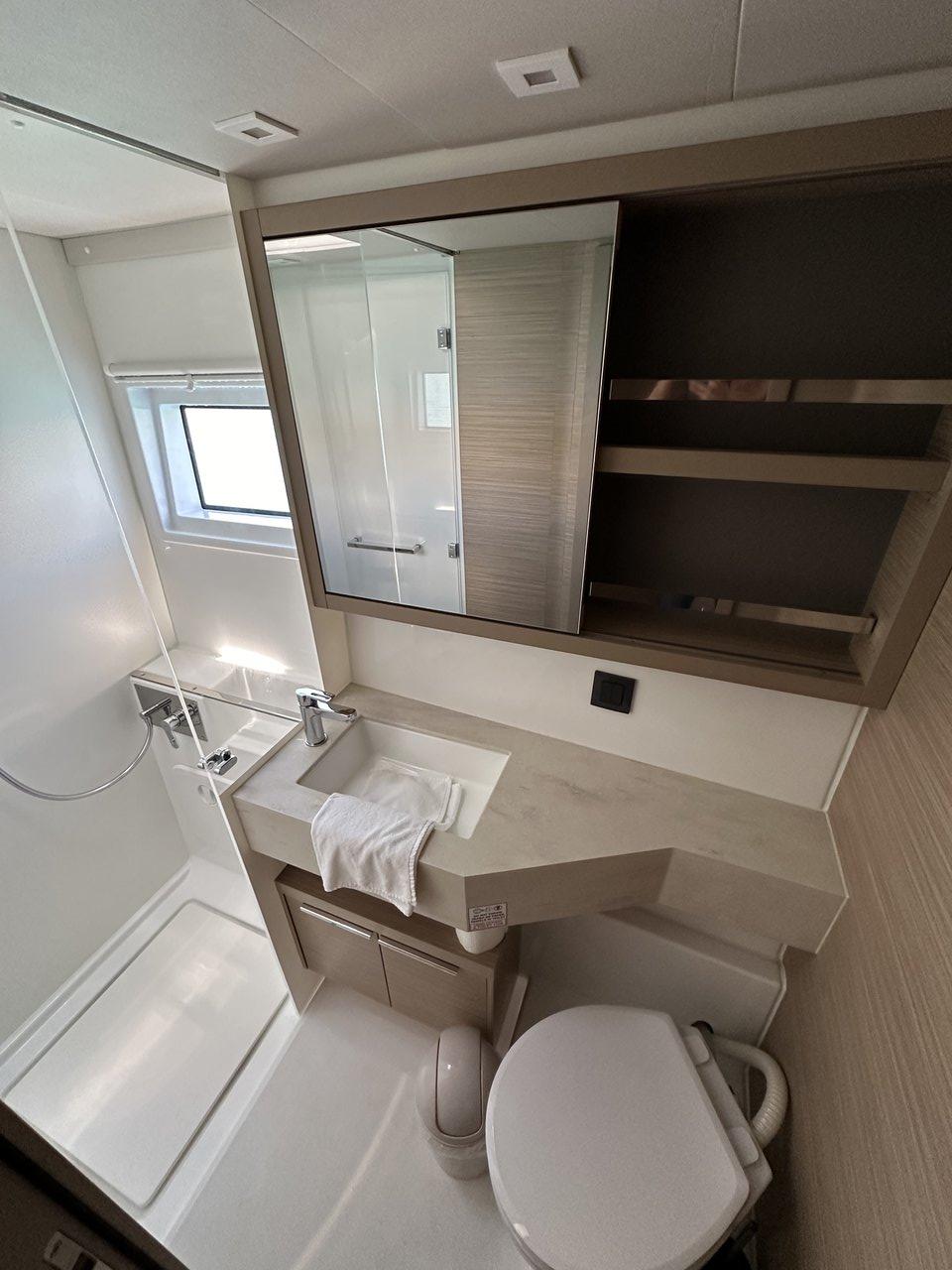 Lagoon 46 - 4 + 2 cab., picture 20