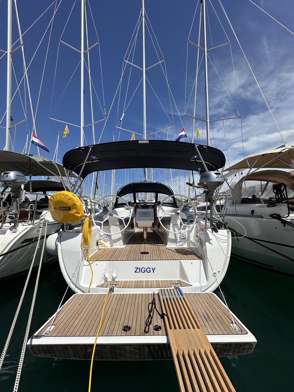 Bavaria Cruiser 34, picture 1