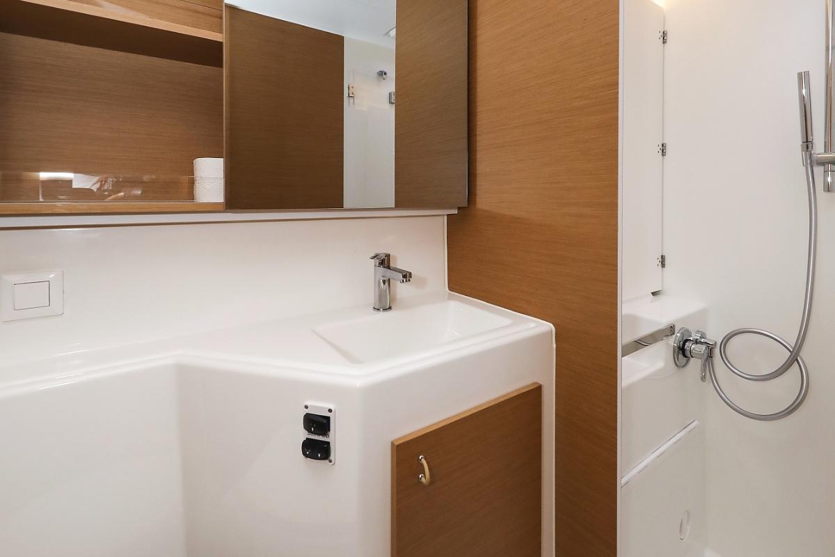 Excess 14 - 4 + 2 cab., picture 16