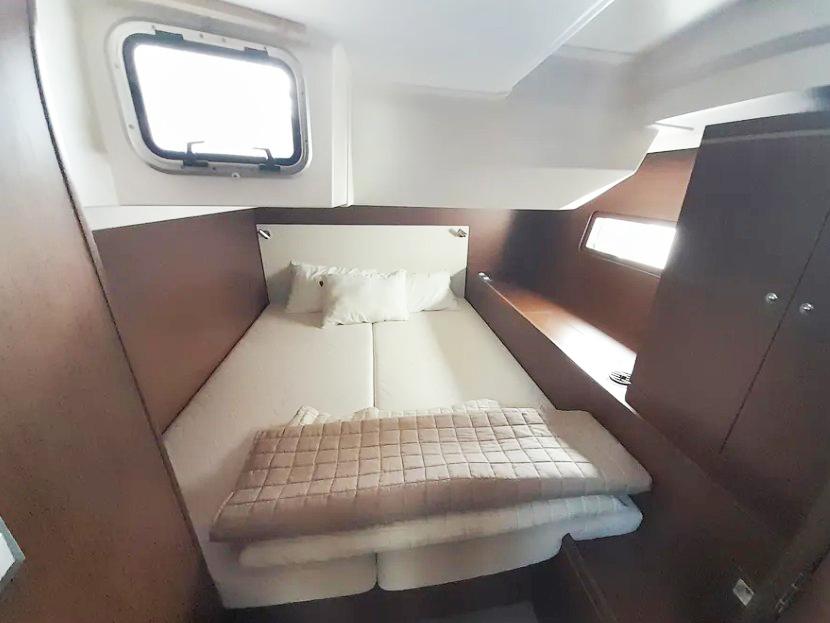 Oceanis 51.1 - 4 + 1 cab., picture 8