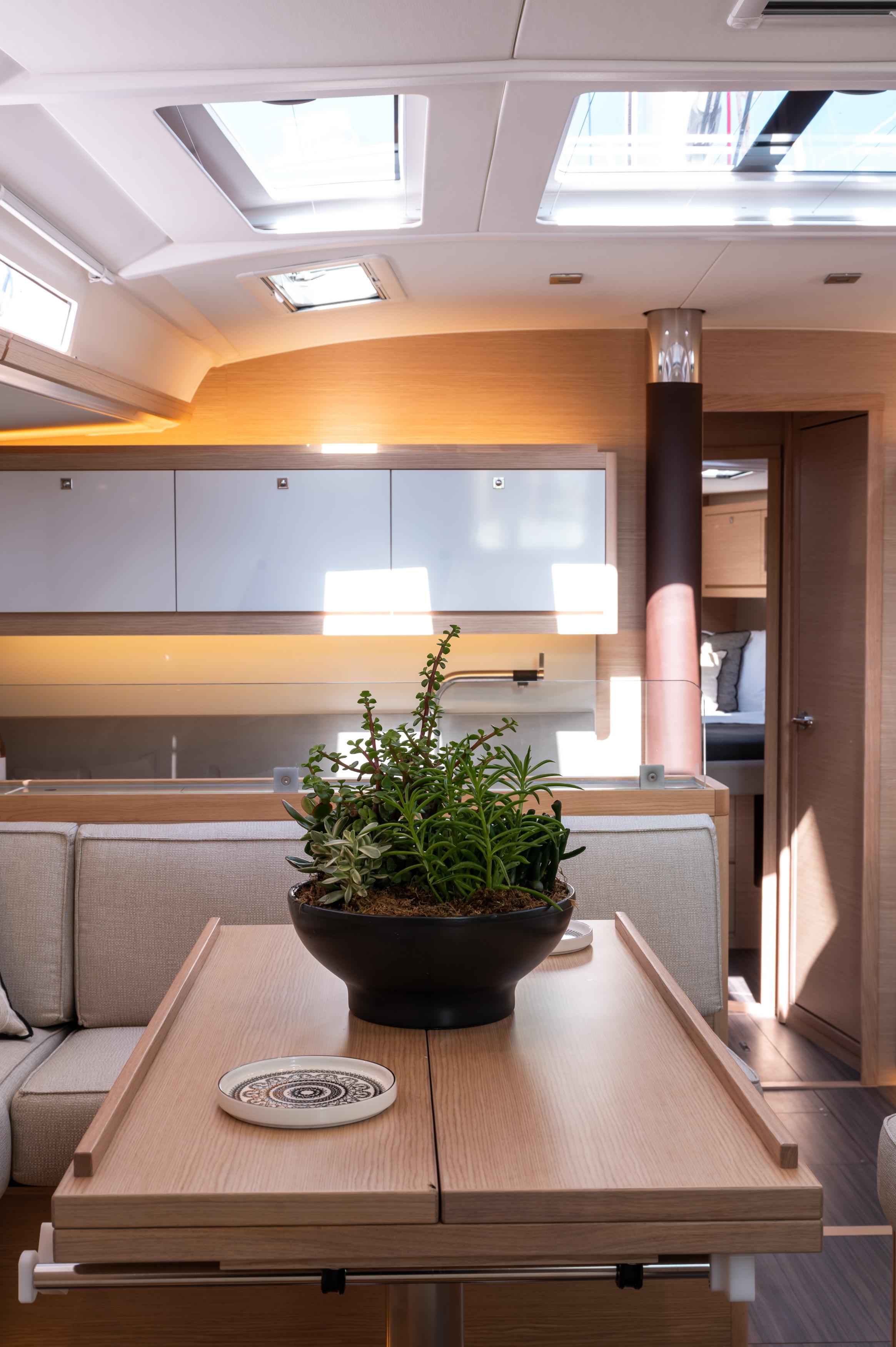 Dufour 530 - 4 + 1 cab., picture 8