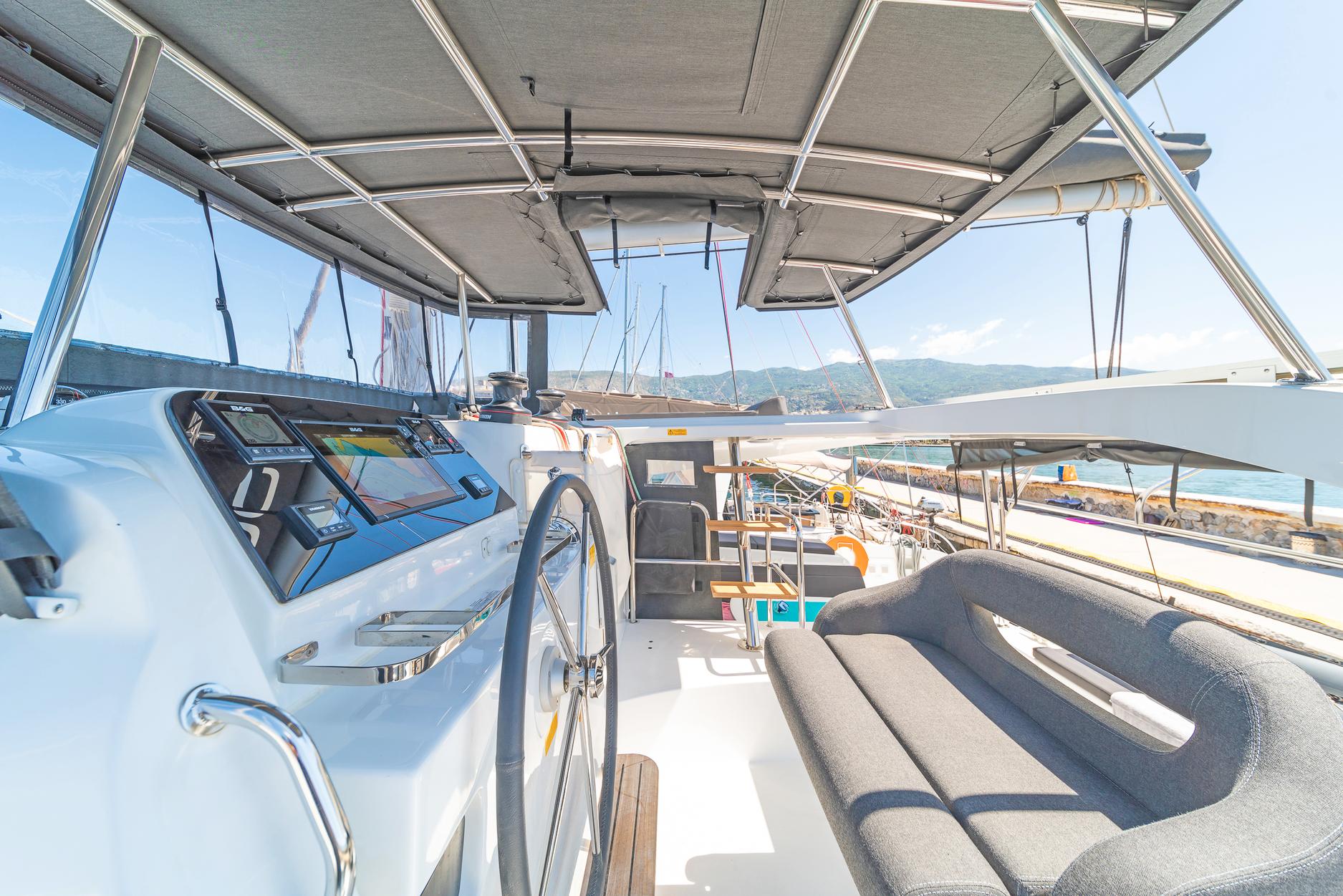 Lagoon 42 - 4 + 2 cab., picture 5