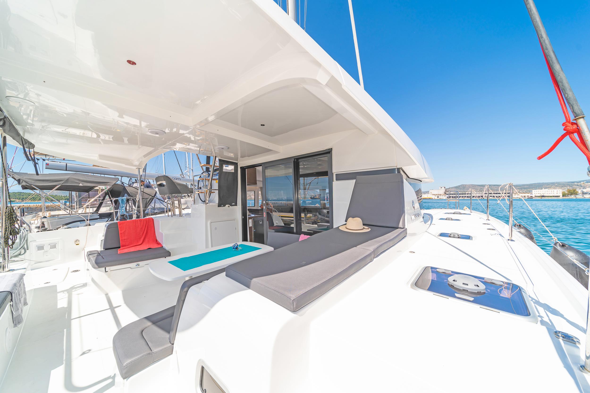 Lagoon 42 - 4 + 2 cab., picture 6