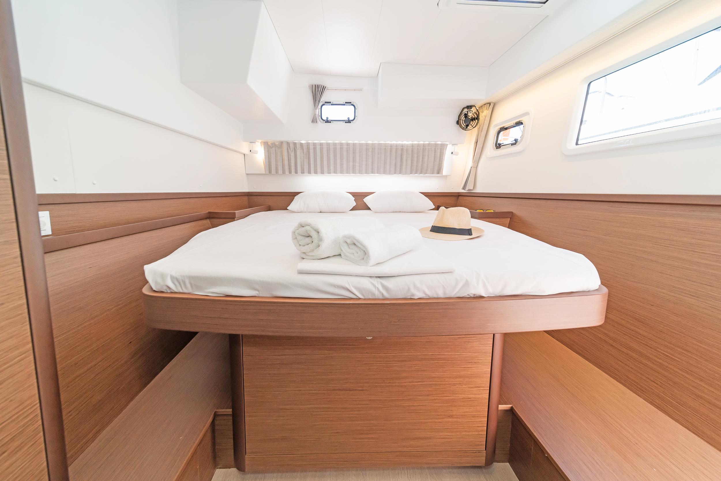 Lagoon 42 - 4 + 2 cab., picture 15