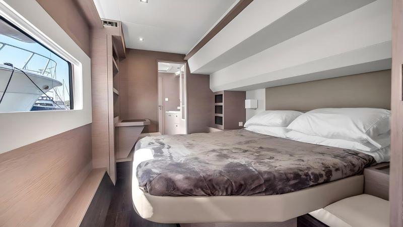 Fountaine Pajot MY5 - Red Lyon, picture 6