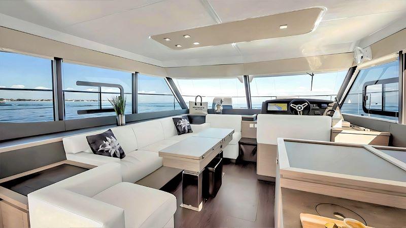 Fountaine Pajot MY5 - Red Lyon, picture 3