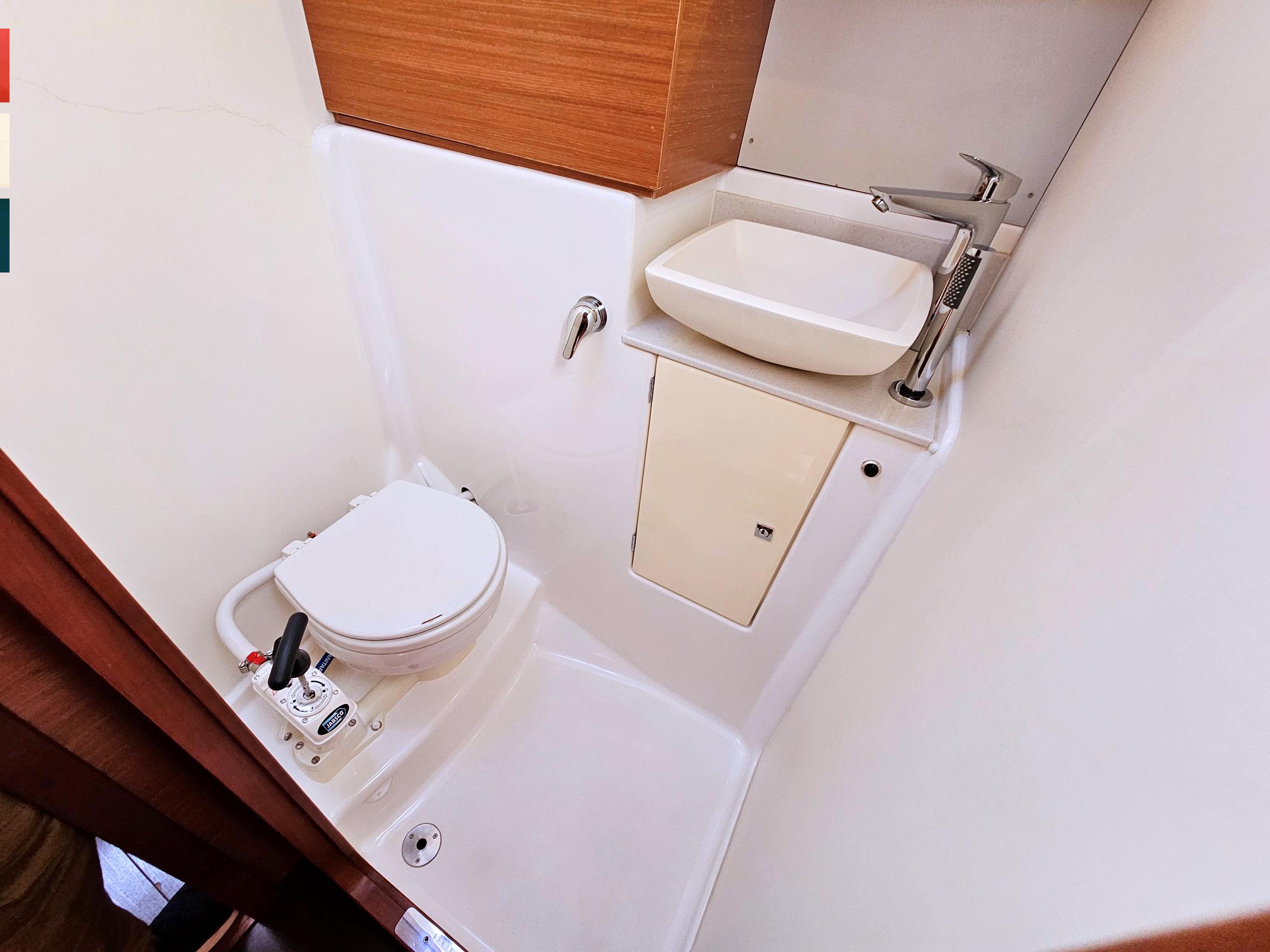 Dufour 520 GL, picture 72