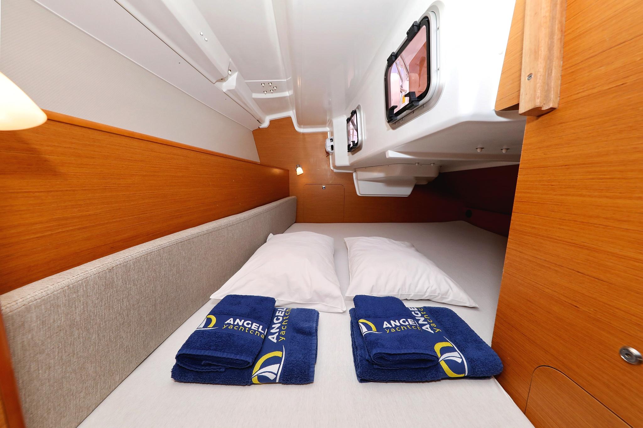 Sun Odyssey 33i - 2 cab., picture 26