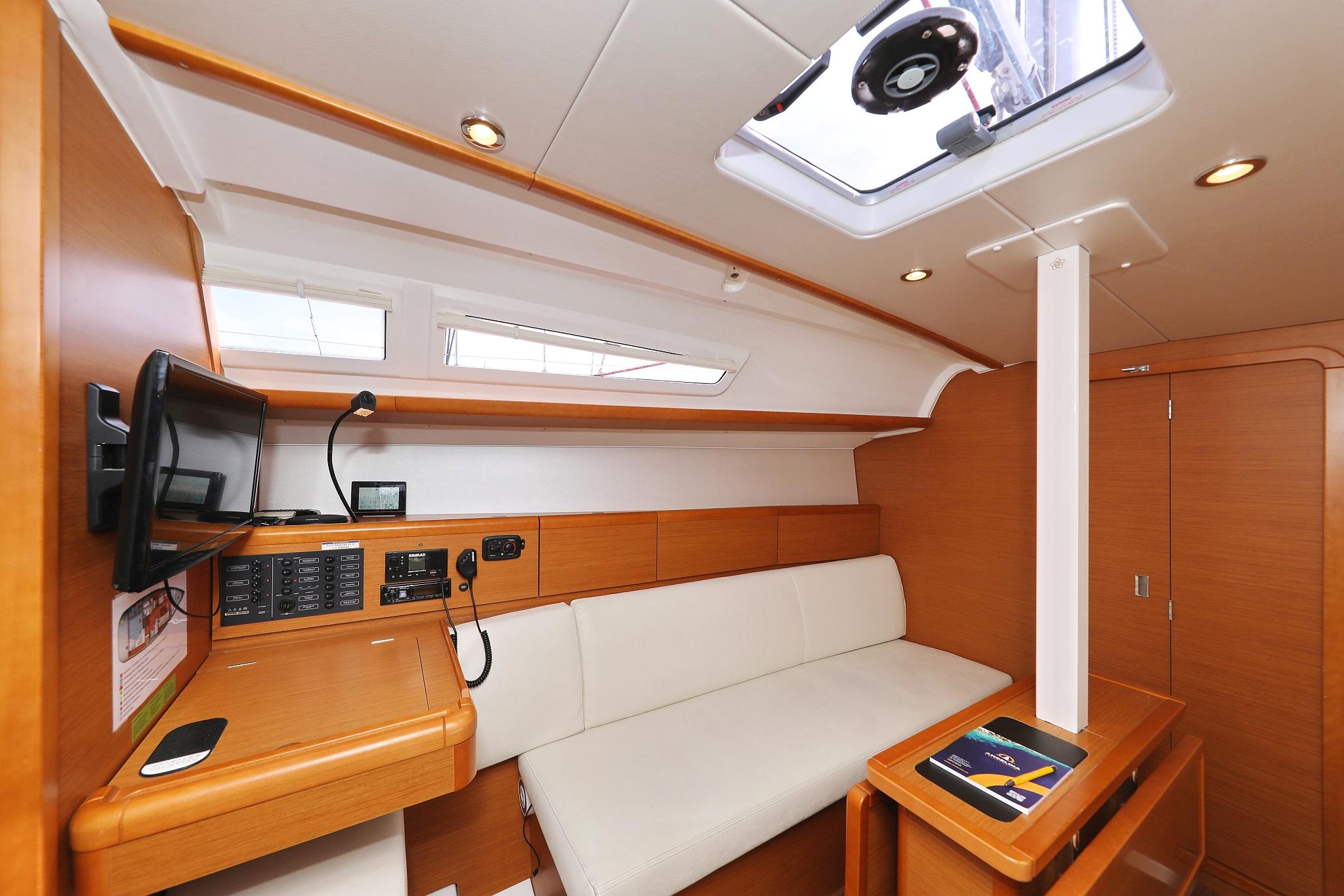 Sun Odyssey 33i - 2 cab., picture 15
