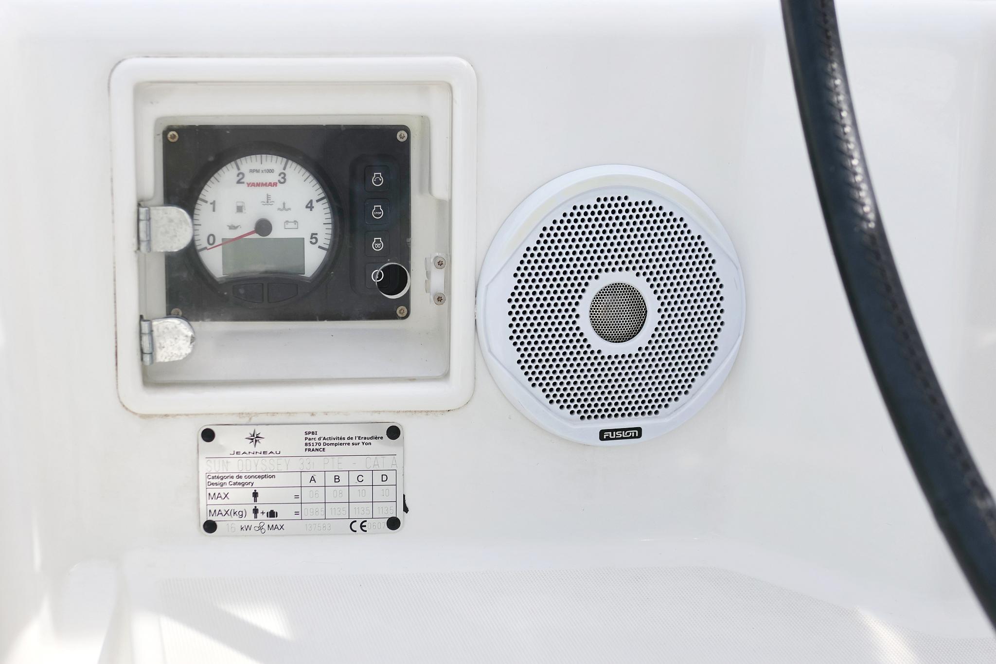 Sun Odyssey 33i - 2 cab., picture 38