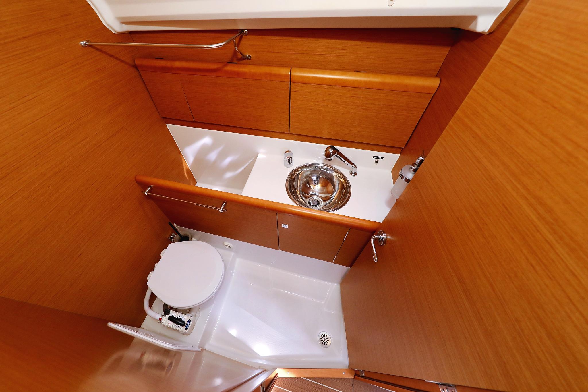 Sun Odyssey 33i - 2 cab., picture 31