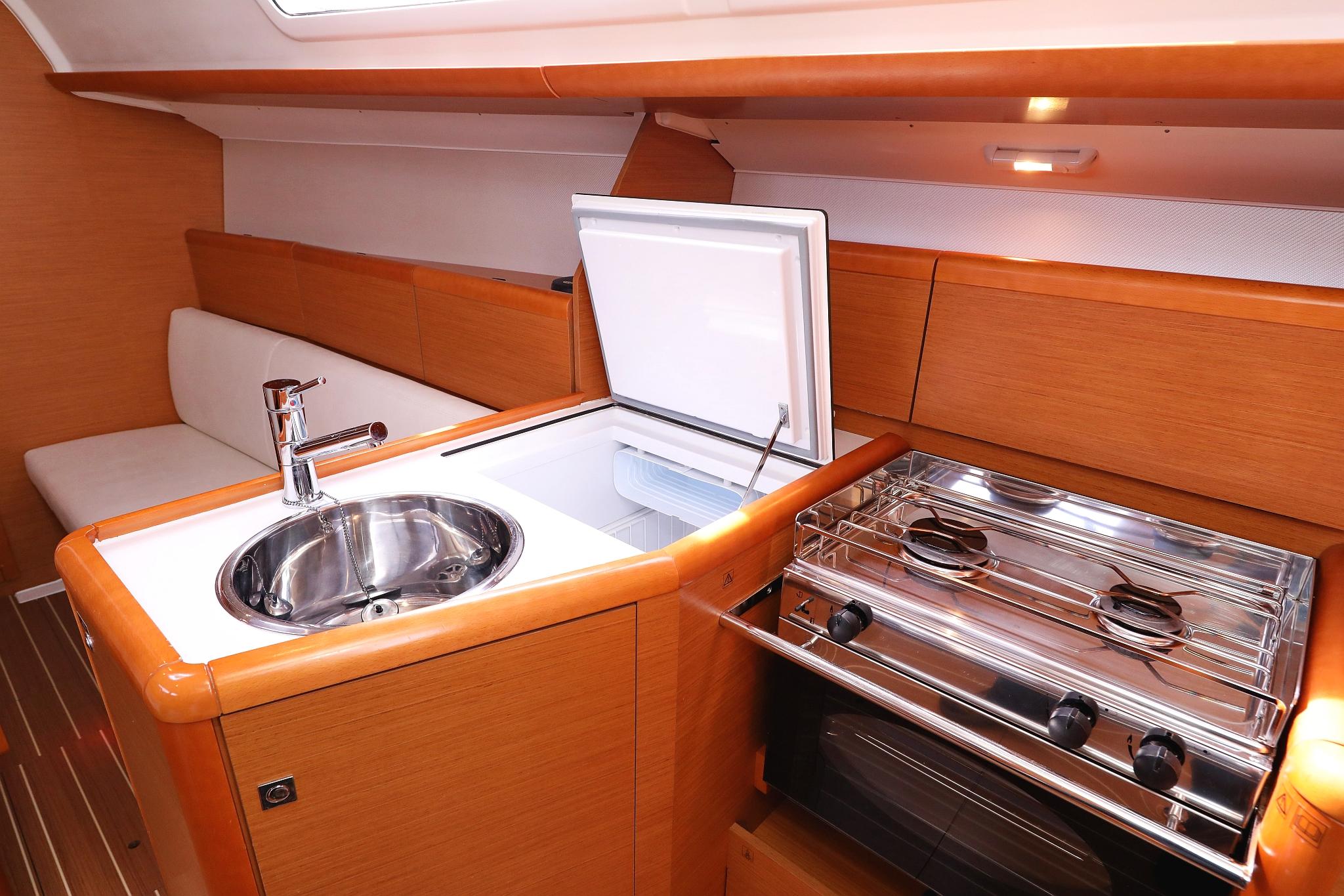 Sun Odyssey 33i - 2 cab., picture 33