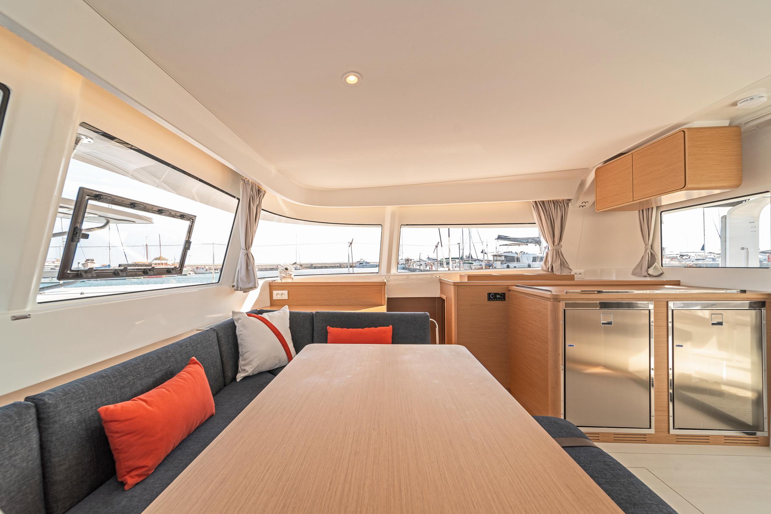 Excess 14 - 4 + 2 cab., picture 13