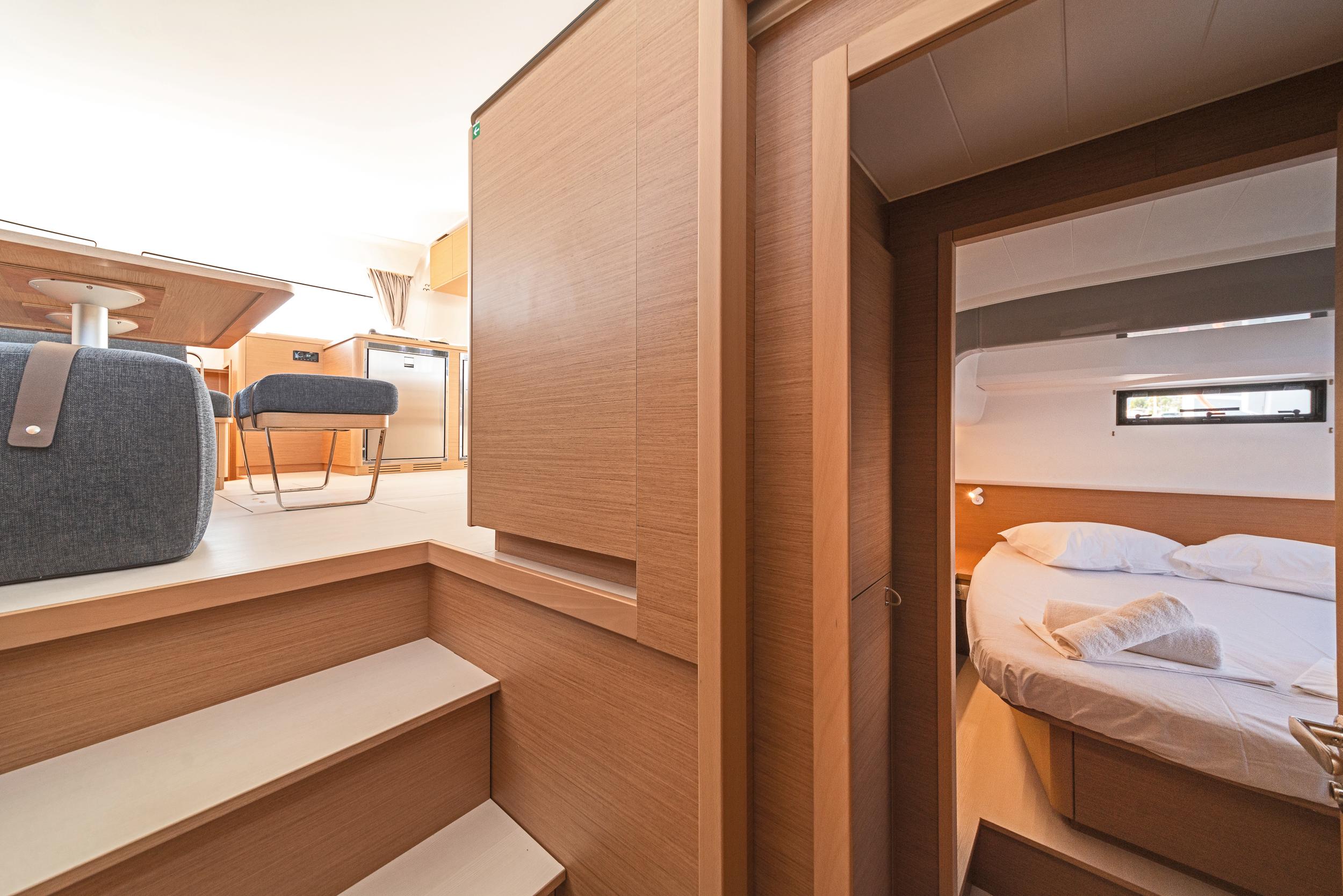 Excess 14 - 4 + 2 cab., picture 14