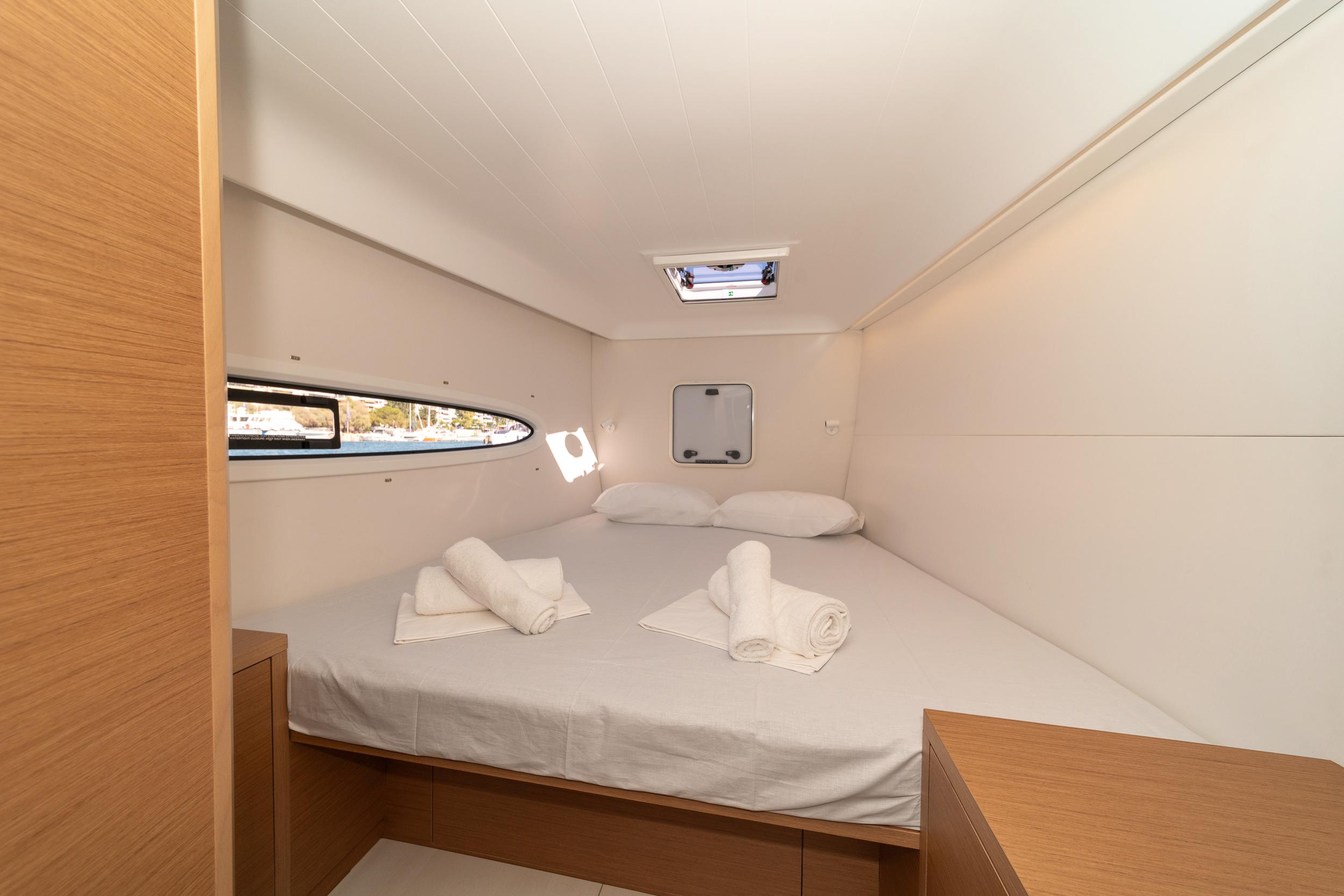 Excess 14 - 4 + 2 cab., picture 18