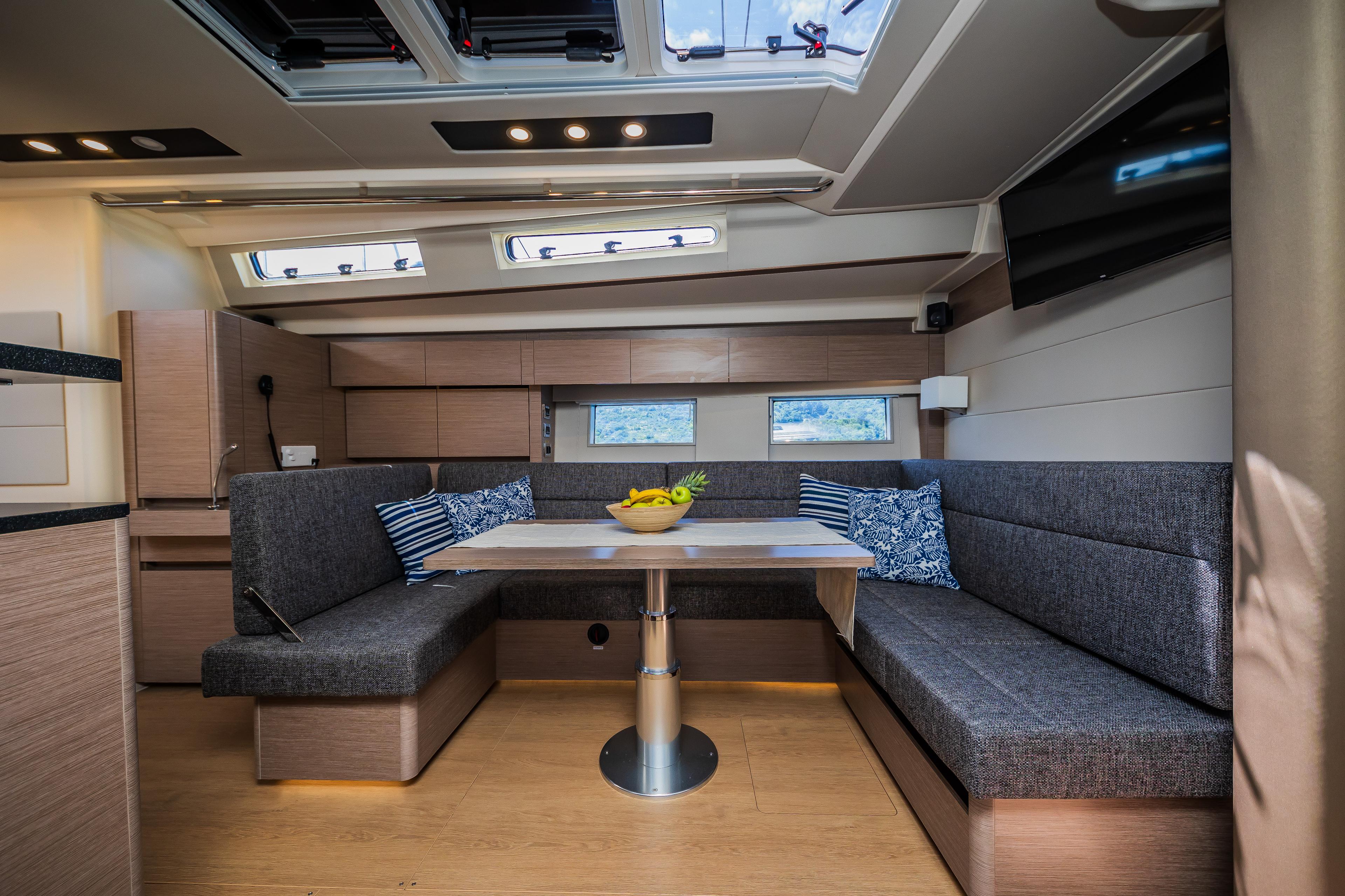 Hanse 588 - 3 + 1 cab., picture 20