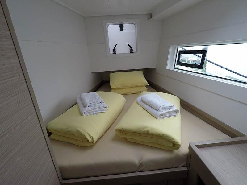 Lagoon 40 - 4 + 2 cab, picture 11