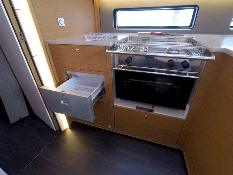 Dufour 41 - 3 cab., picture 16