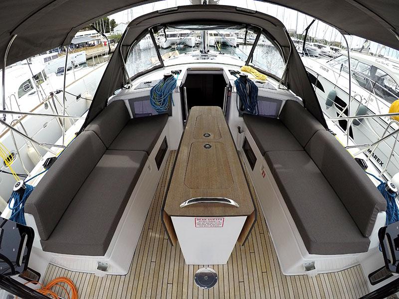 Dufour 41 - 3 cab., picture 28