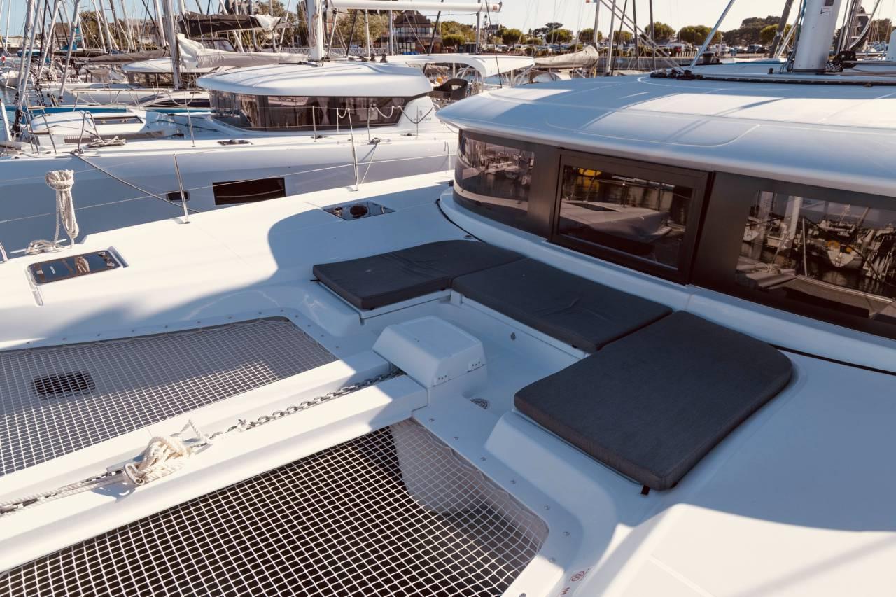 Lagoon 46 - 4 + 2 cab., picture 3