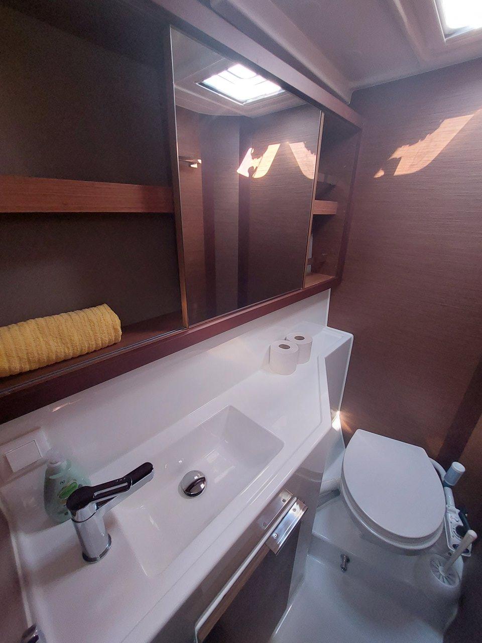 Lagoon 40 - 4 + 1 cab., picture 11