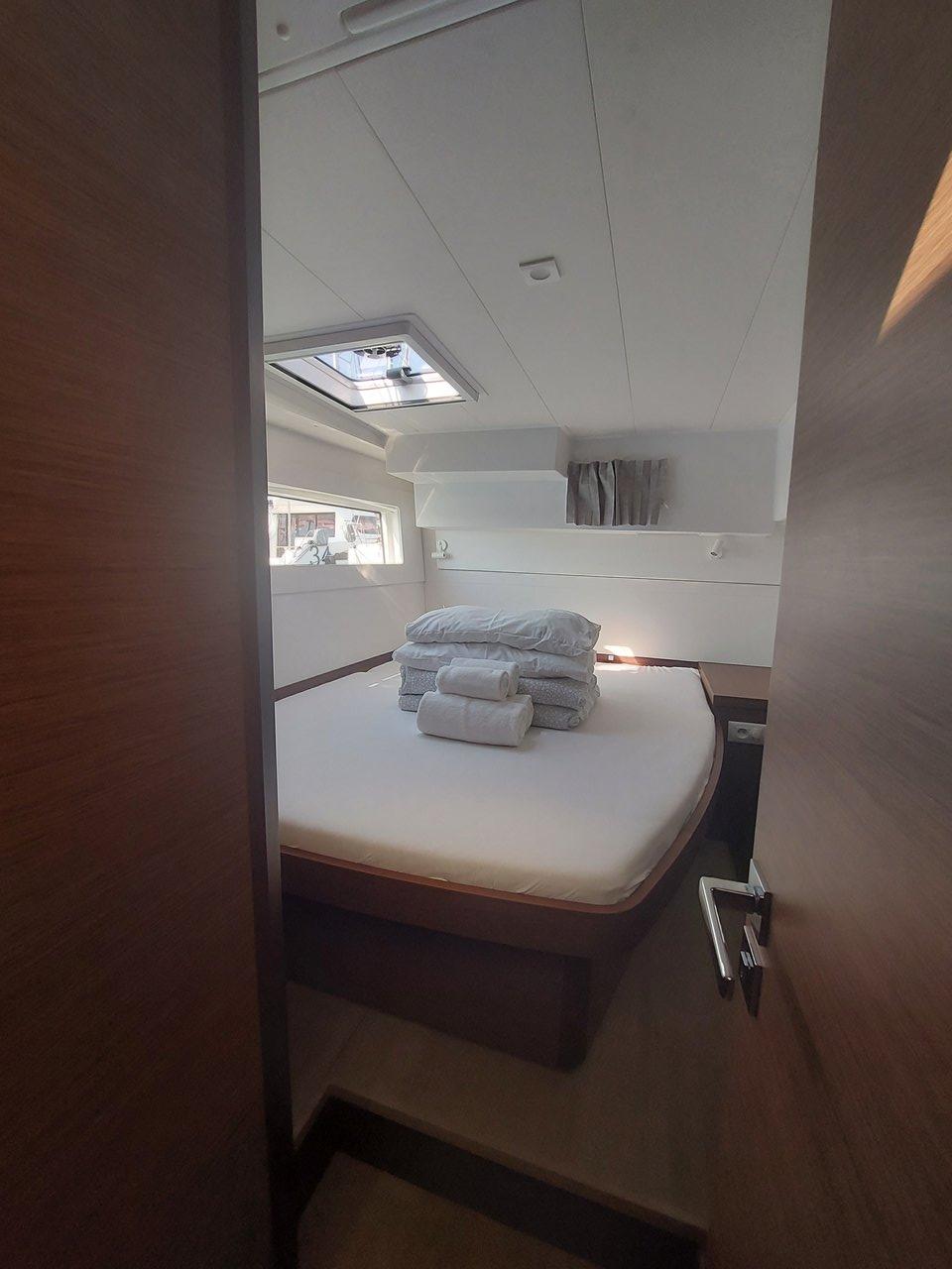 Lagoon 40 - 4 + 1 cab., picture 5