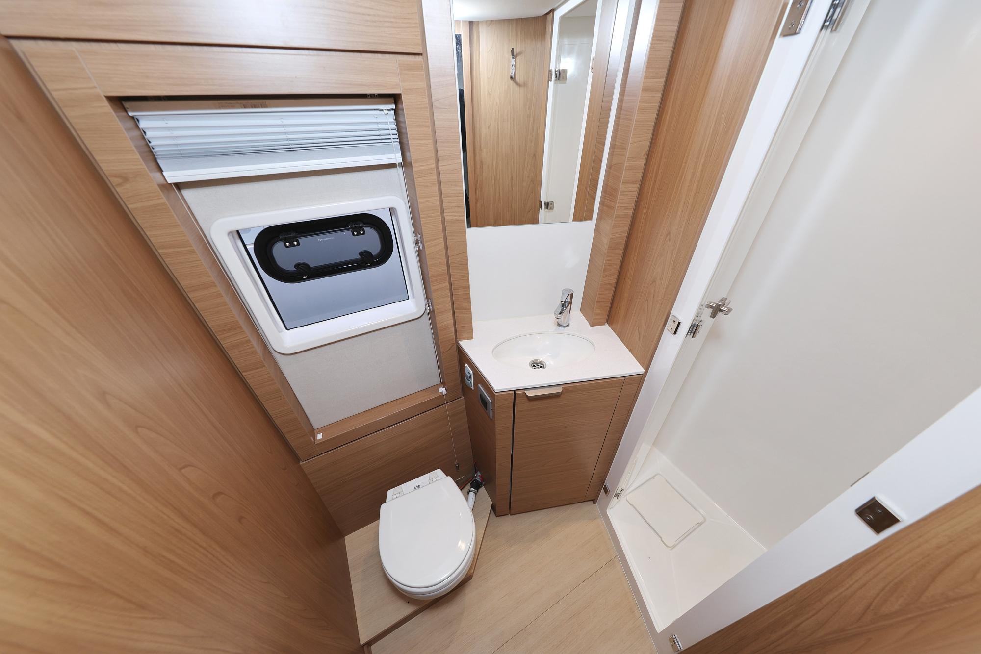 Bali 4.4 - 4 + 2 cab., picture 33