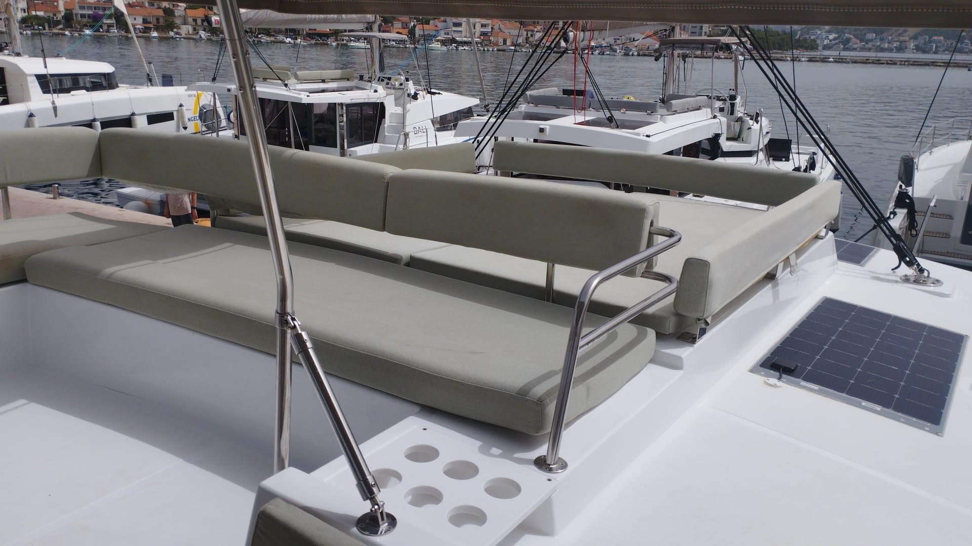 Bali 4.4 - 4 + 2 cab., picture 9