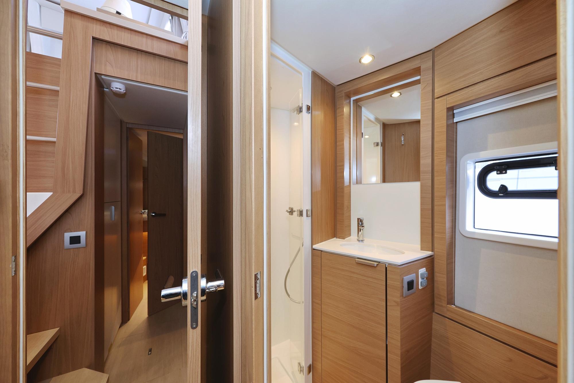 Bali 4.4 - 4 + 2 cab., picture 32