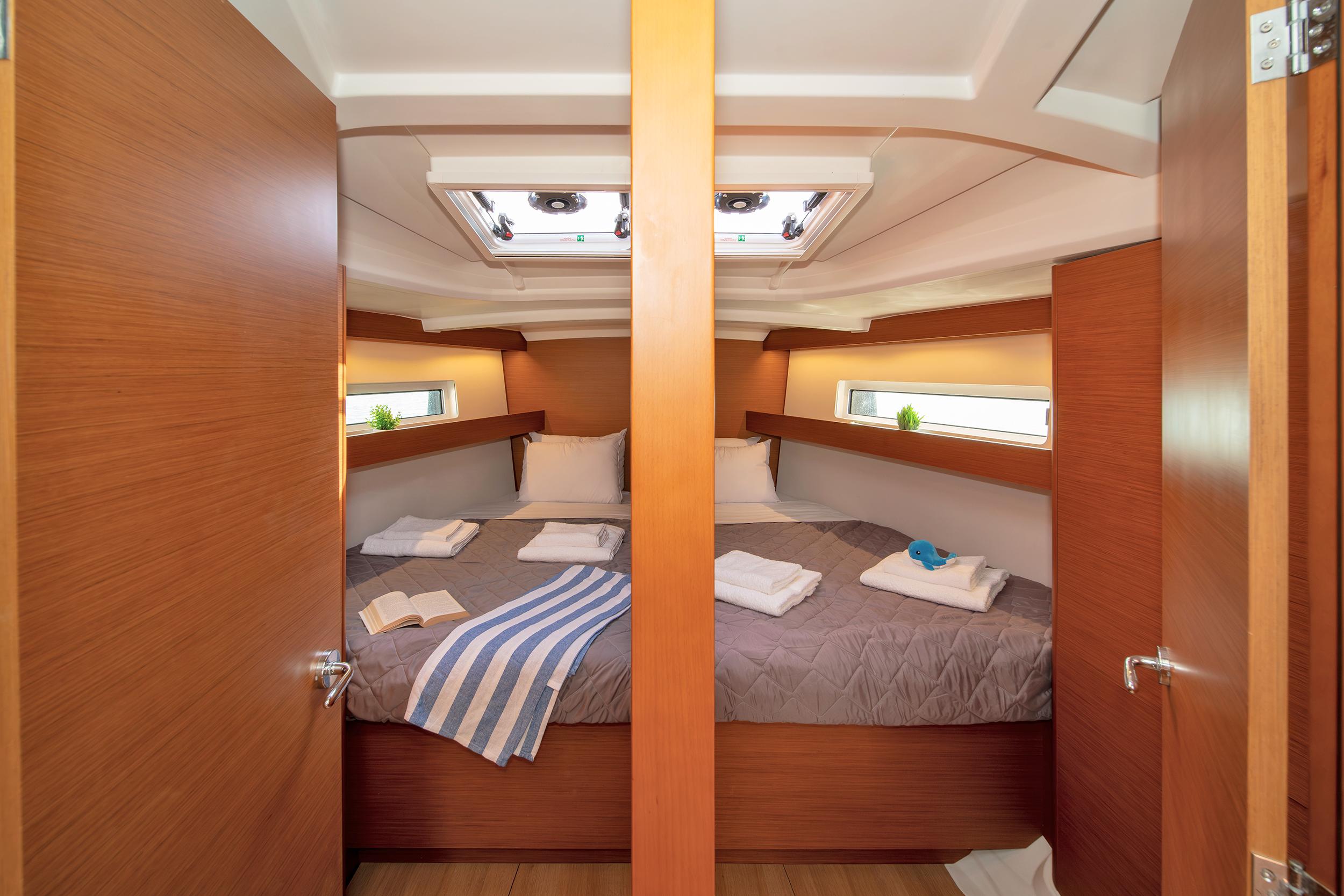 Sun Odyssey 440 - 4 cab., picture 14