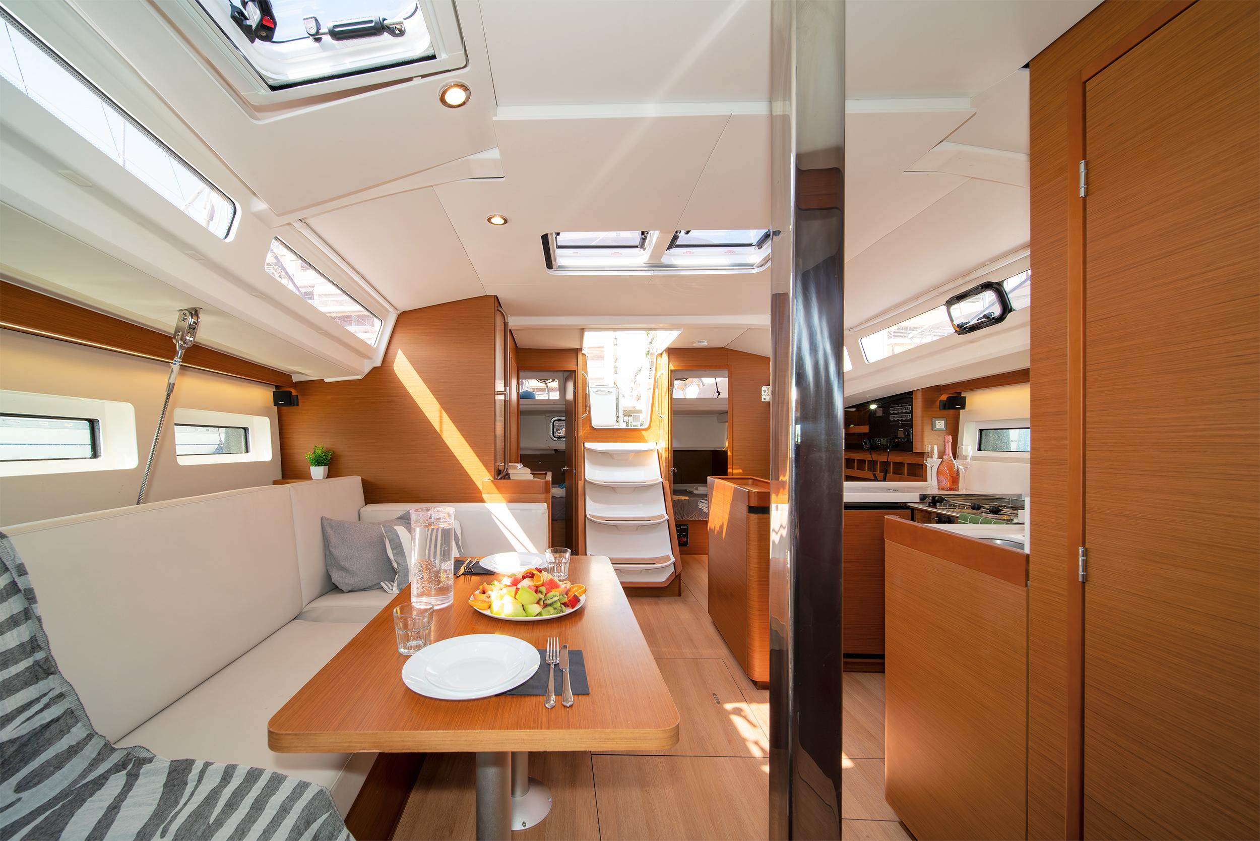 Sun Odyssey 440 - 4 cab., picture 17