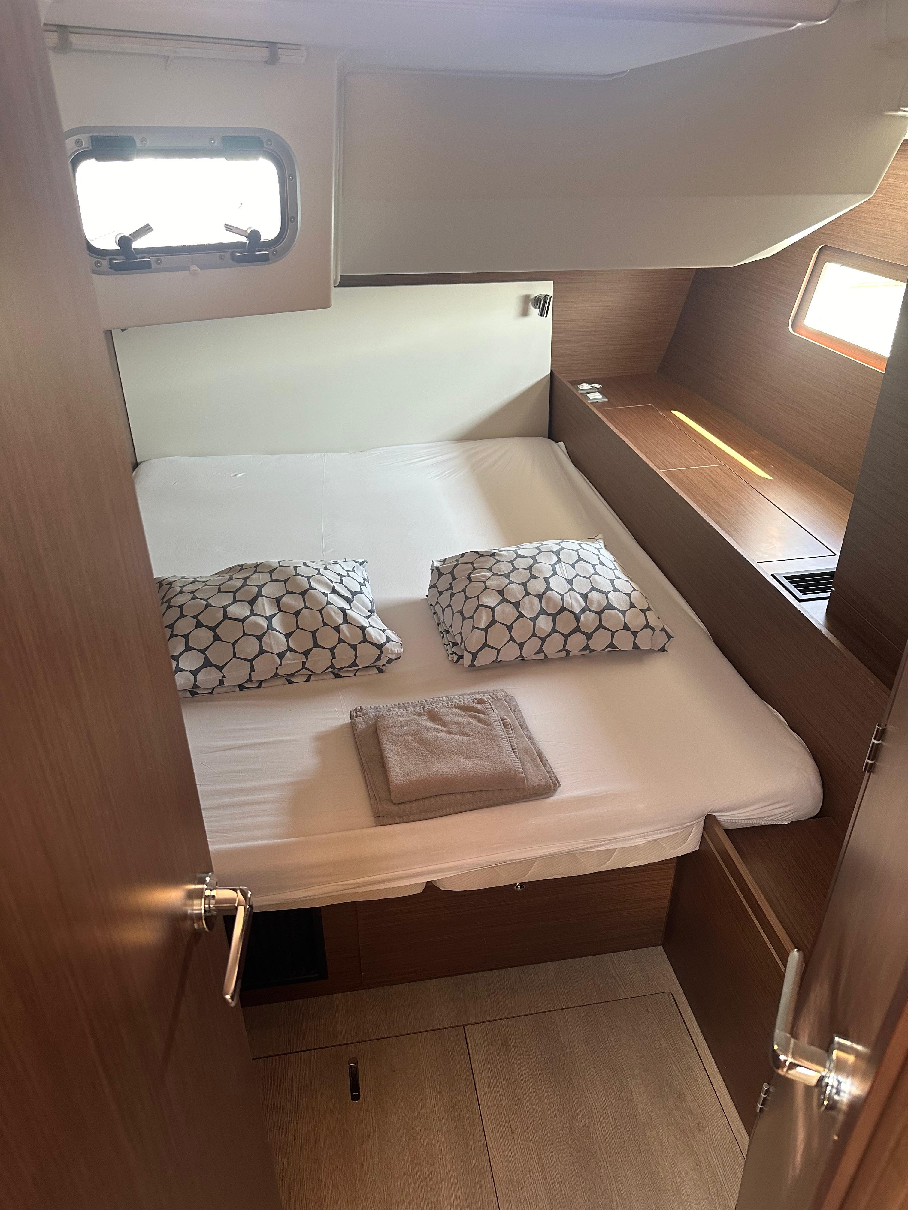 Oceanis 51.1, picture 27