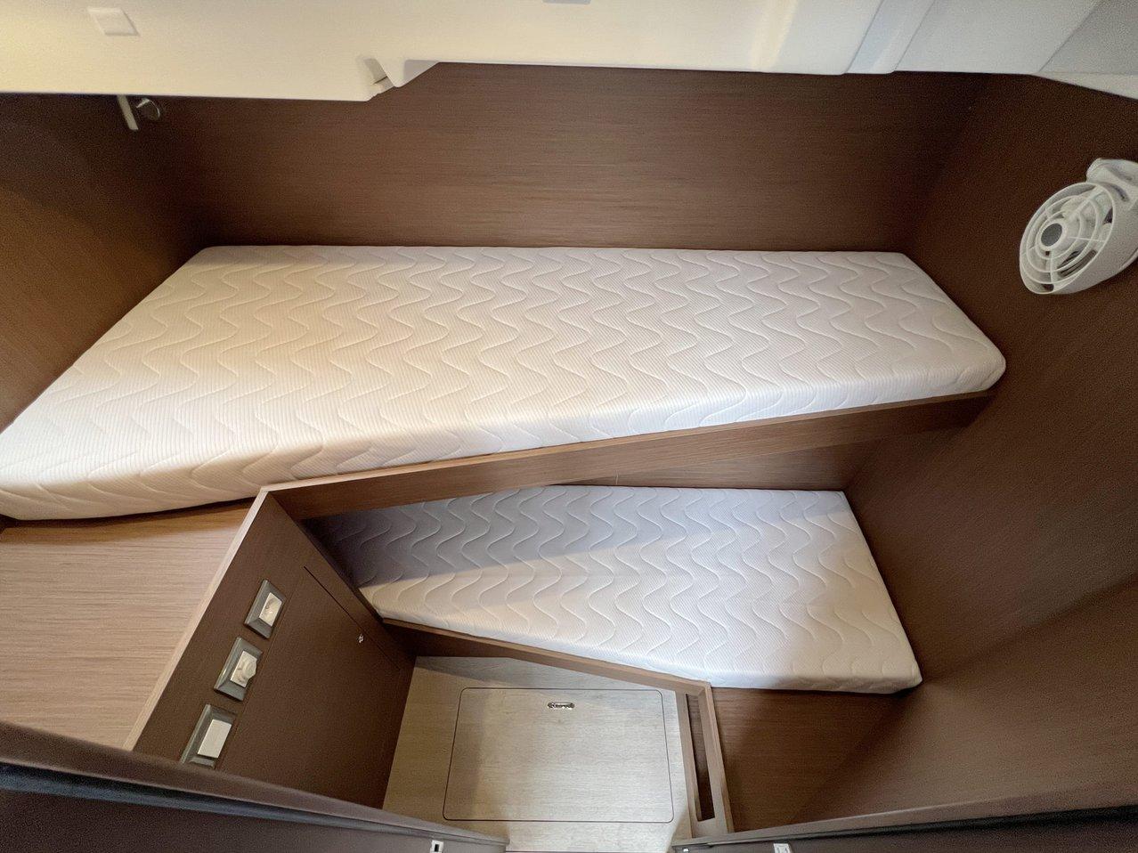 Oceanis 51.1, picture 22