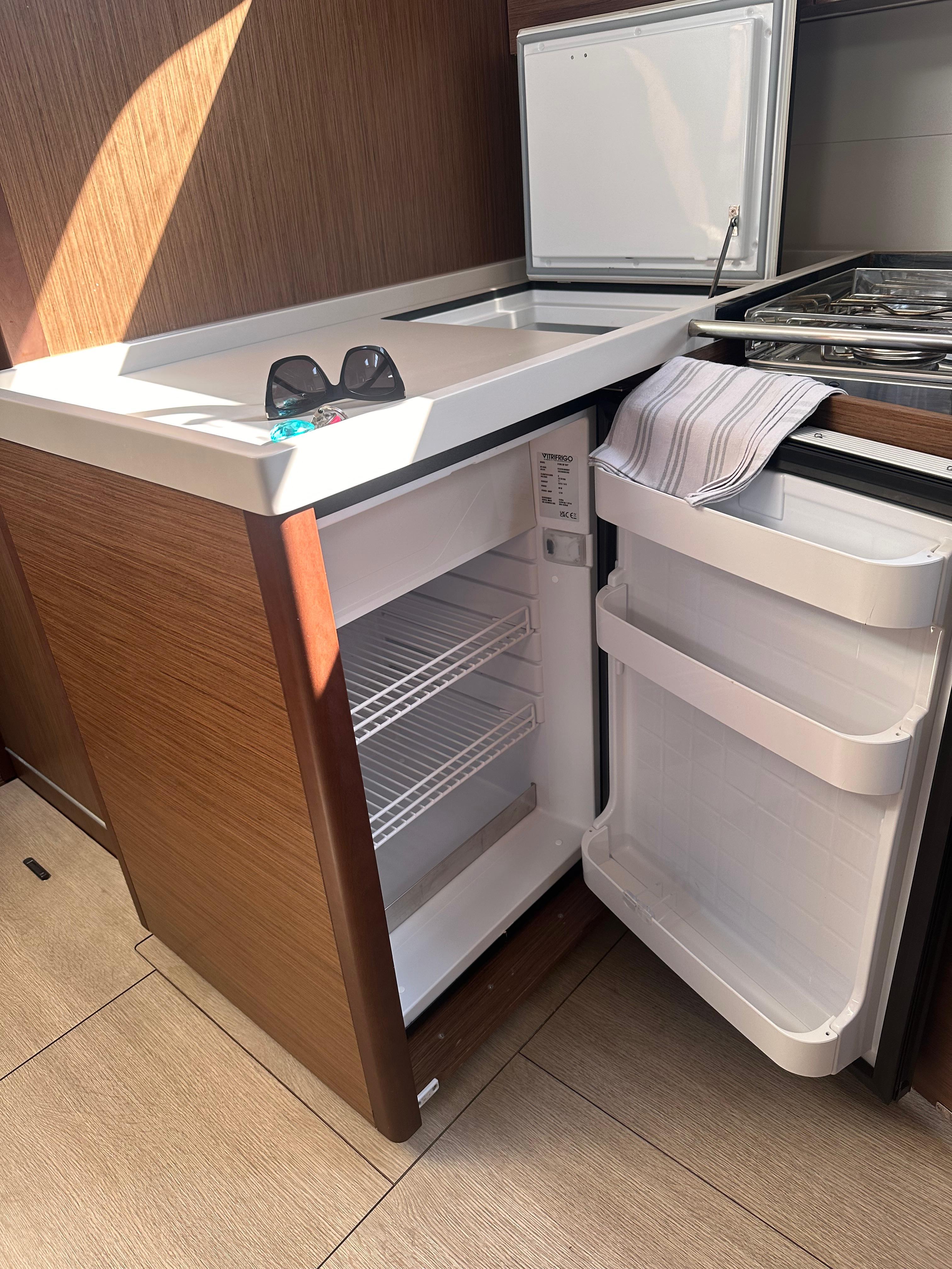 Oceanis 51.1, picture 16