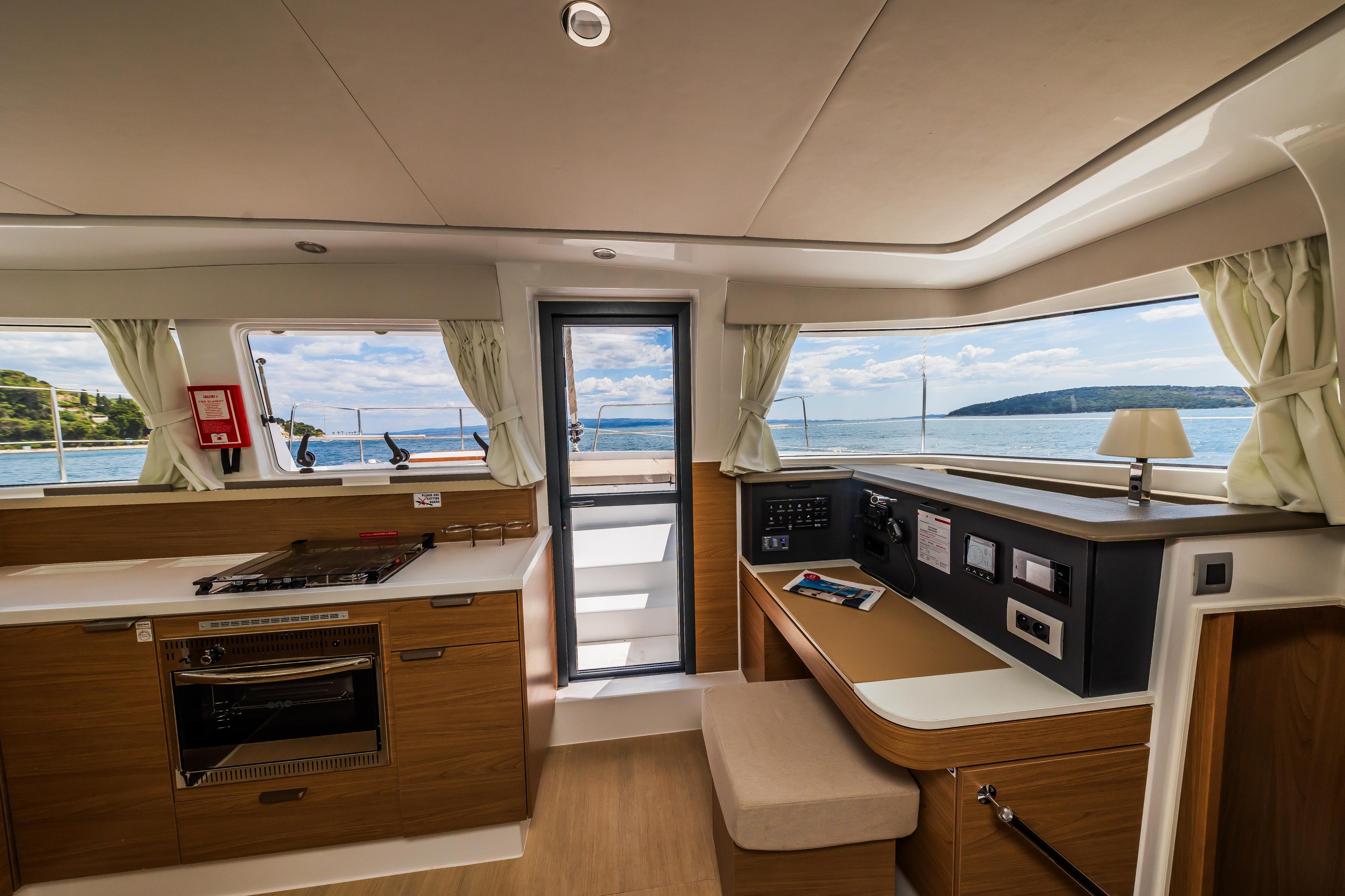 Bali 4.2 - 4 + 1 cab., picture 25