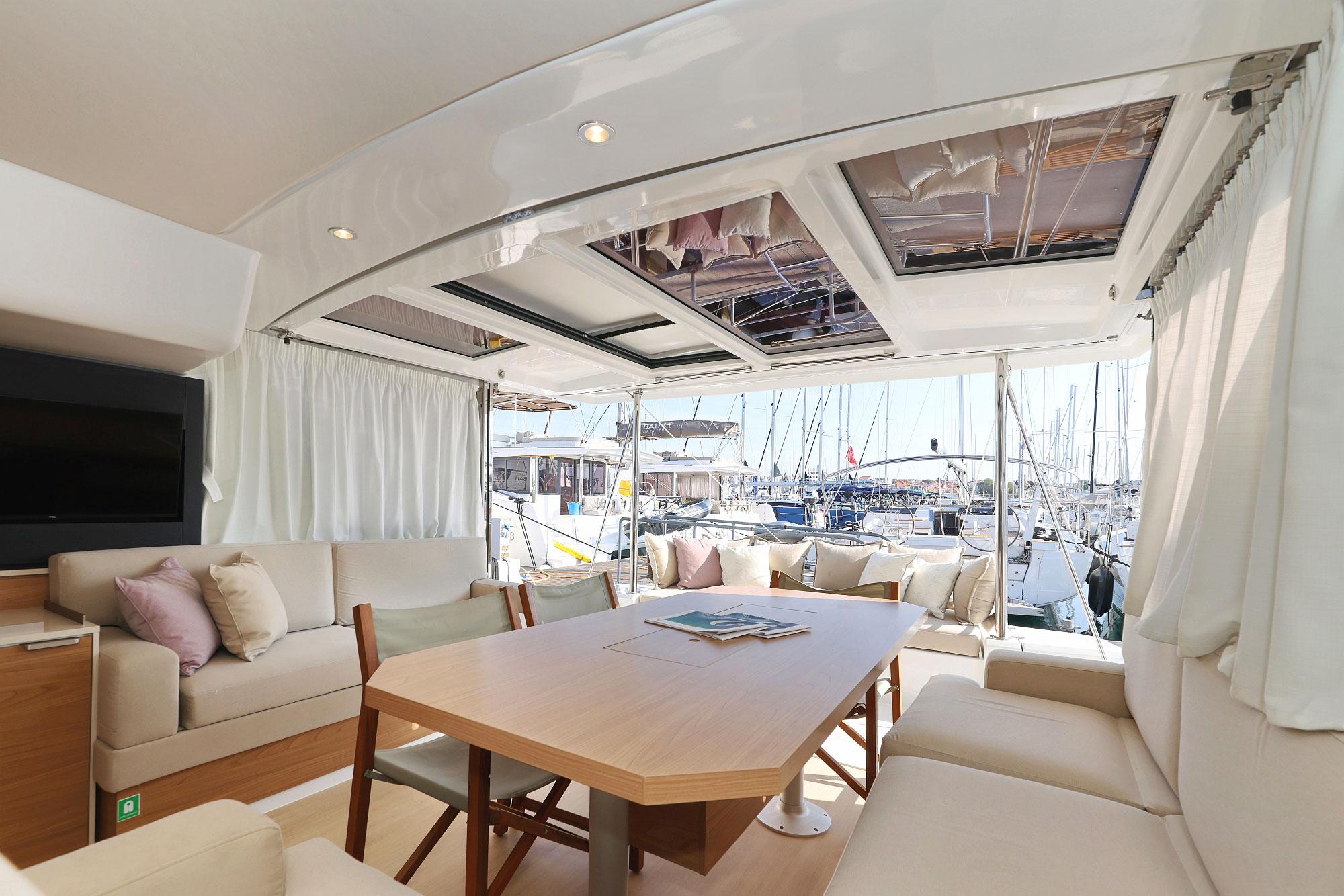 Bali 4.2 - 4 + 1 cab., picture 12