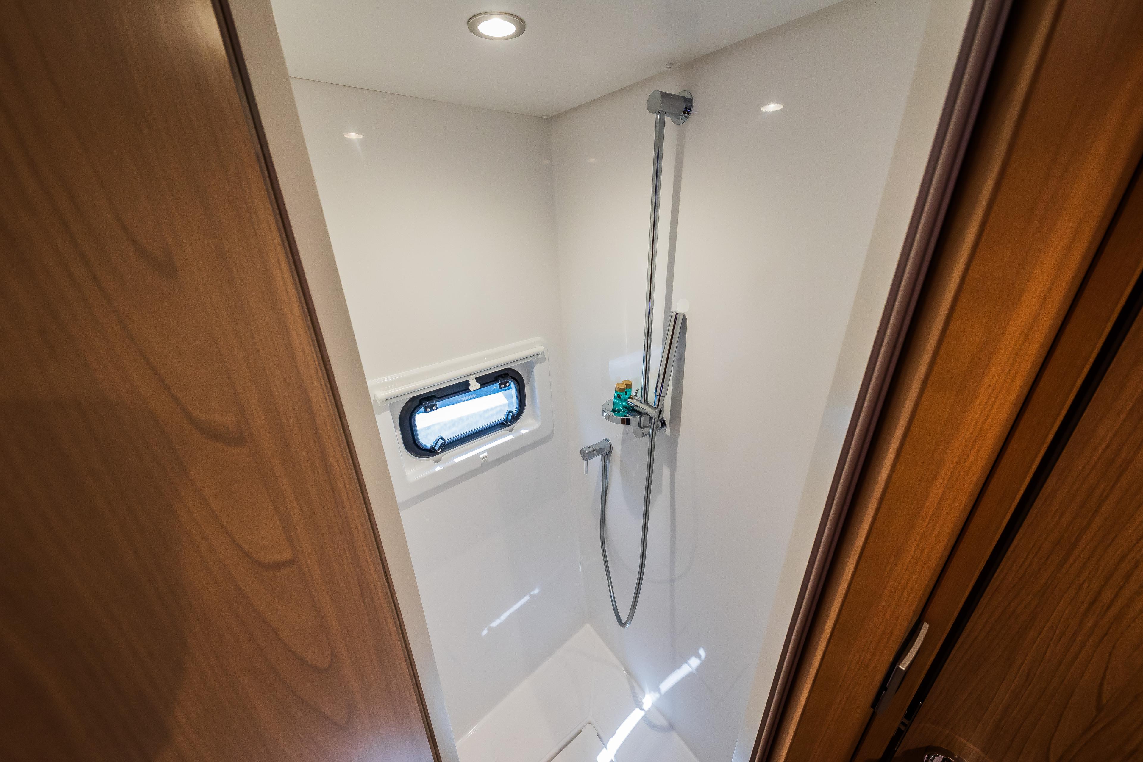 Bali 4.8 - 5 + 2 cab, picture 34