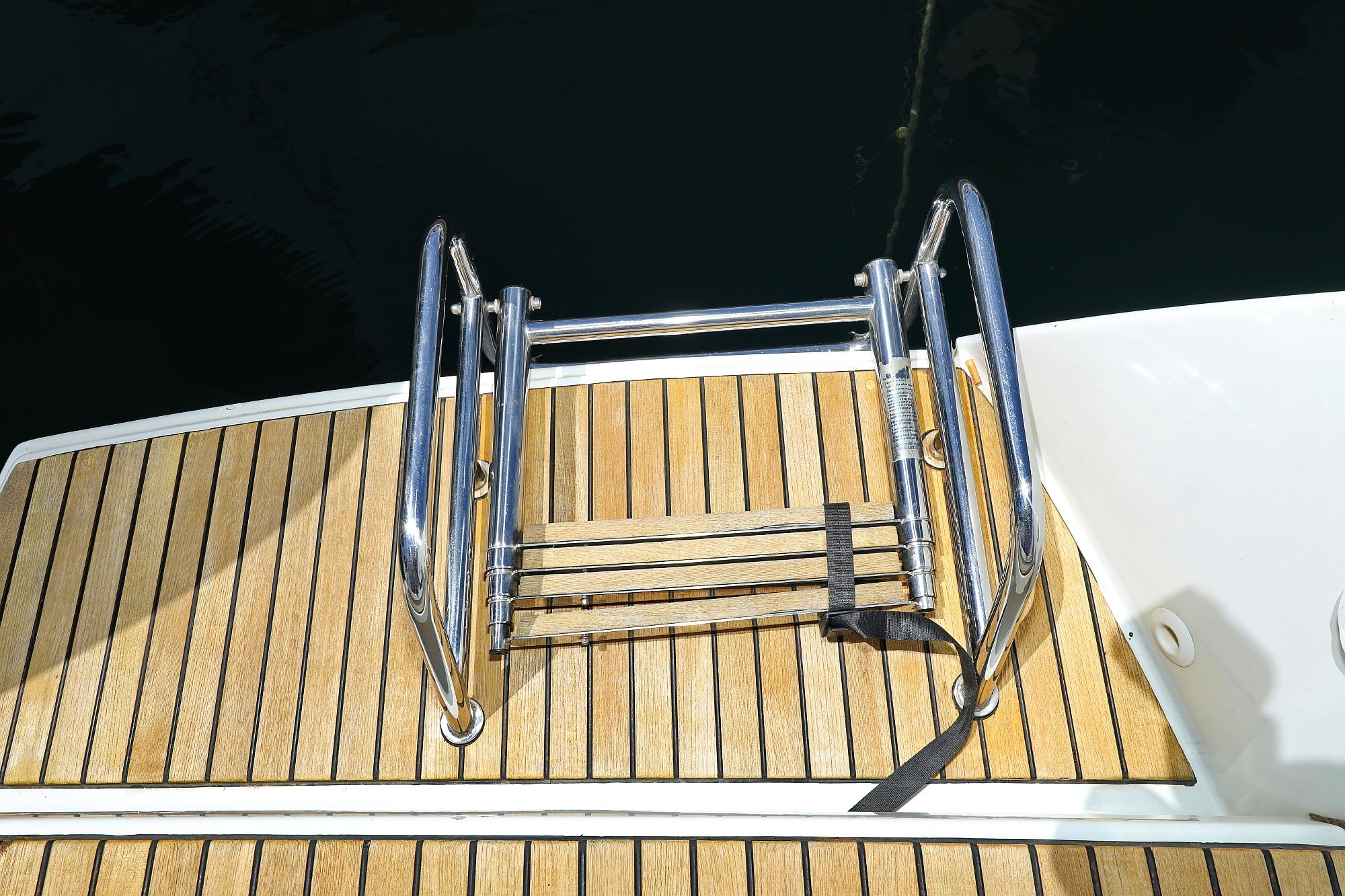 Lagoon 40 - 4 + 2 cab, picture 12