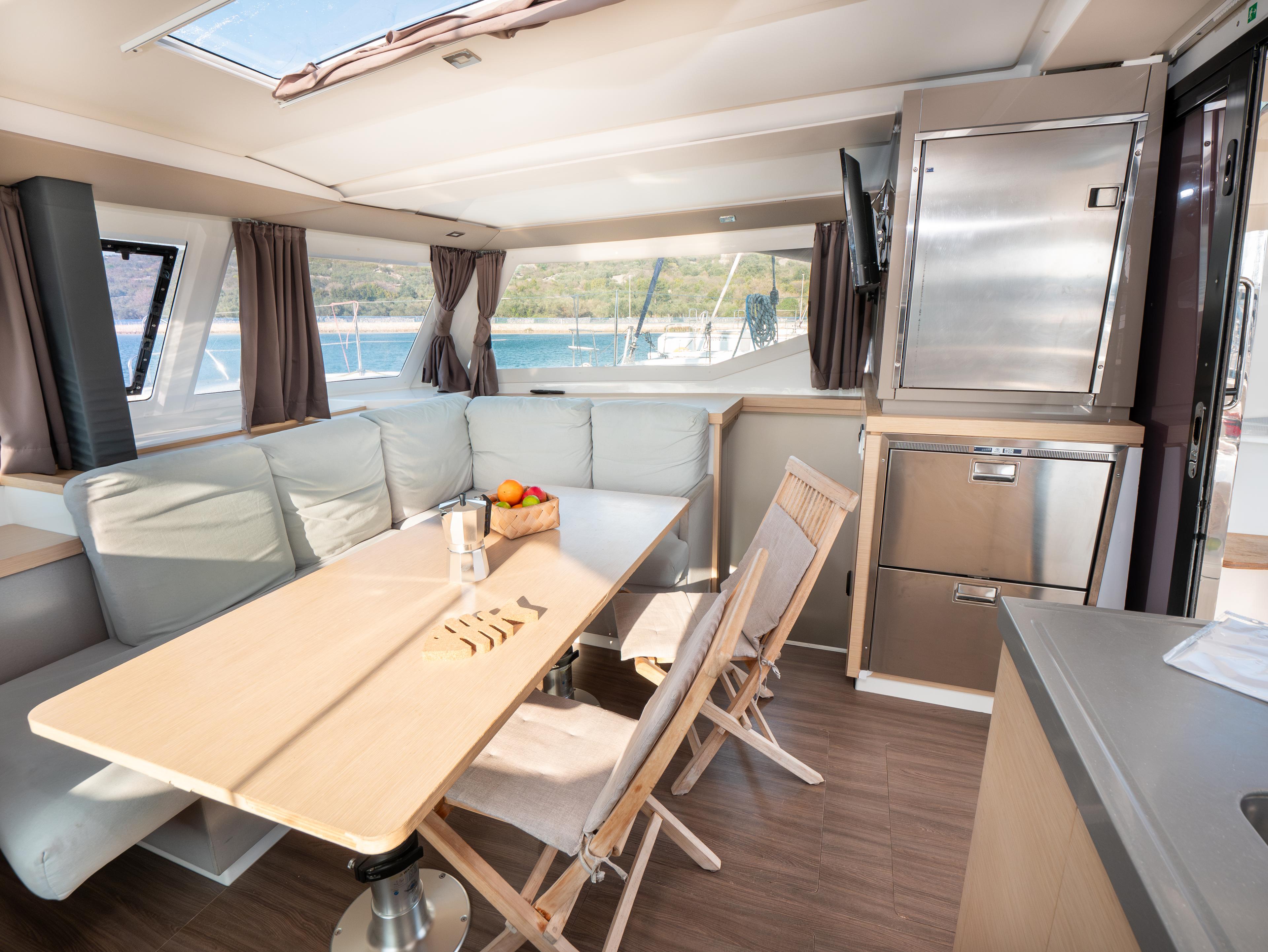 Fountaine Pajot Lucia 40 - 4 cab. - Luce, picture 6