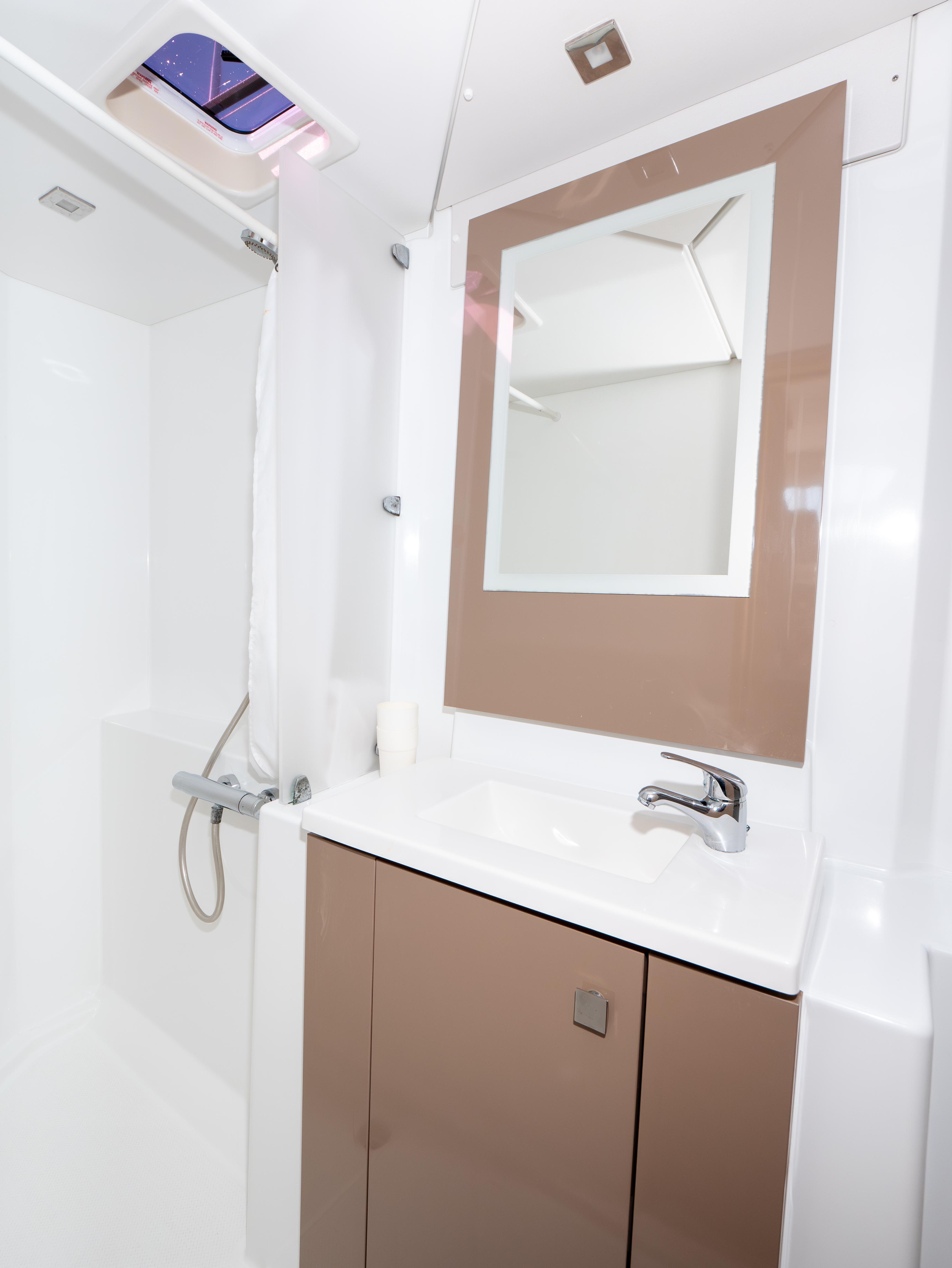 Fountaine Pajot Lucia 40 - 4 cab. - Luce, picture 15