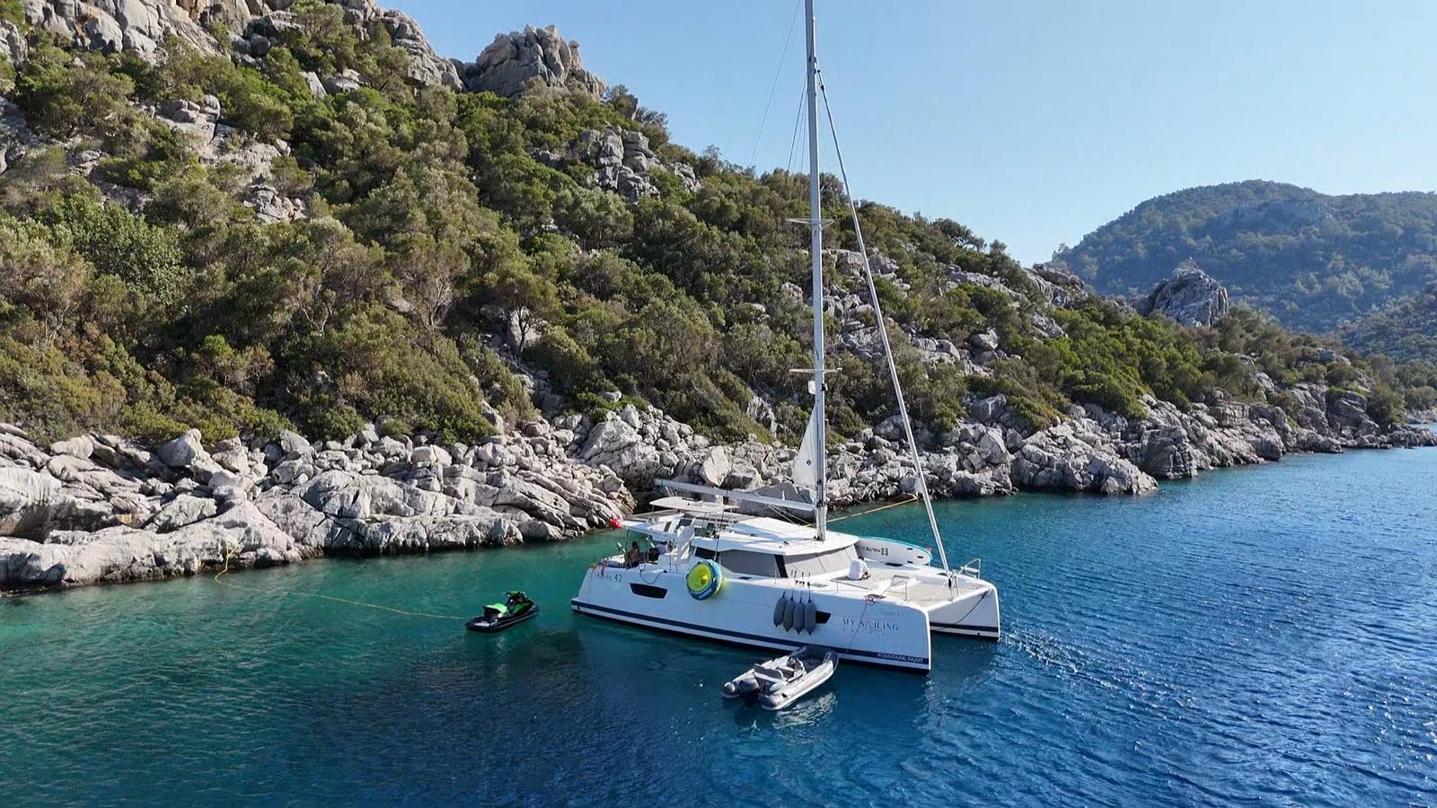 Fountaine Pajot Astrea 42 - 4 + 1 cab., picture 13