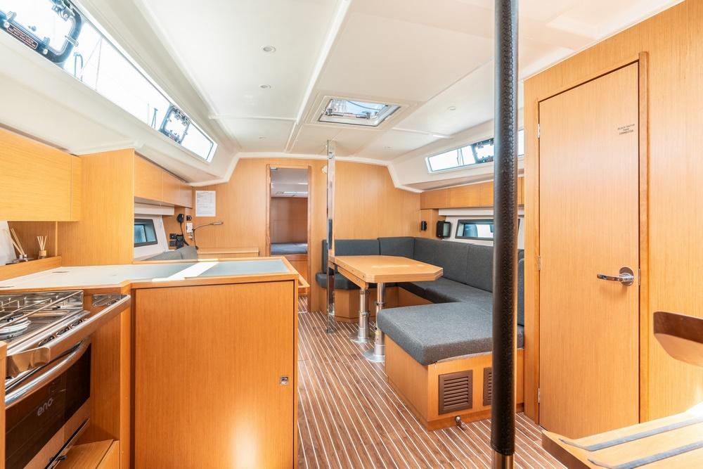 Bavaria C42, picture 20
