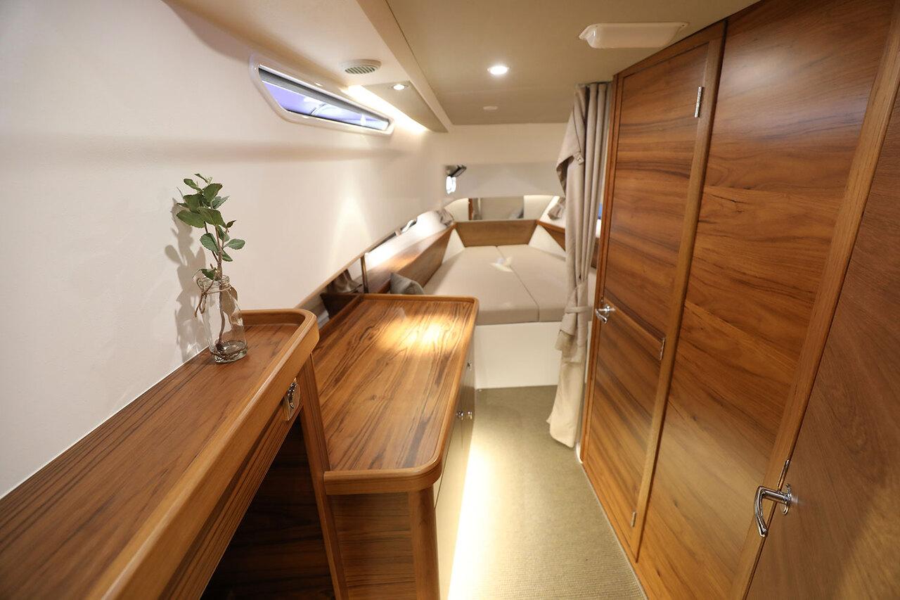 Nimbus T11, picture 15