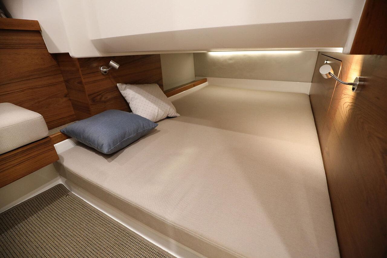 Nimbus T11, picture 22