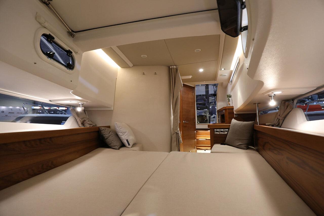 Nimbus T11, picture 17