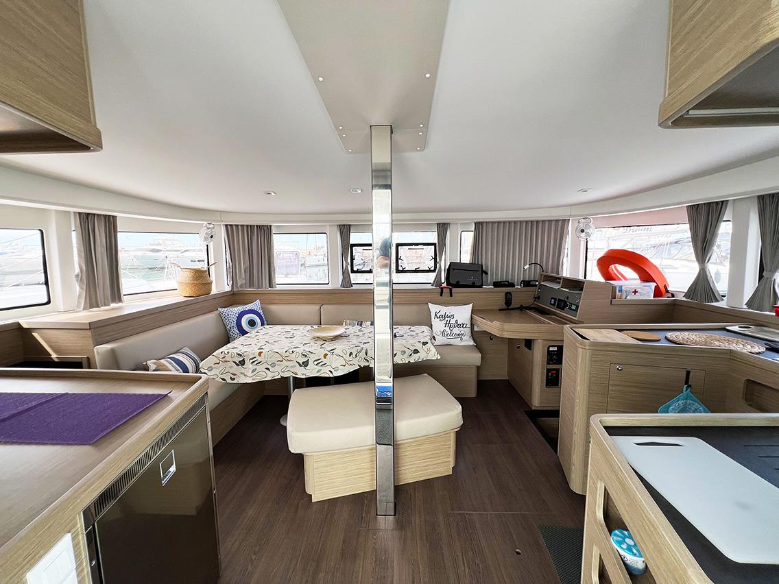 Lagoon 42 - 4 + 2 cab., picture 13