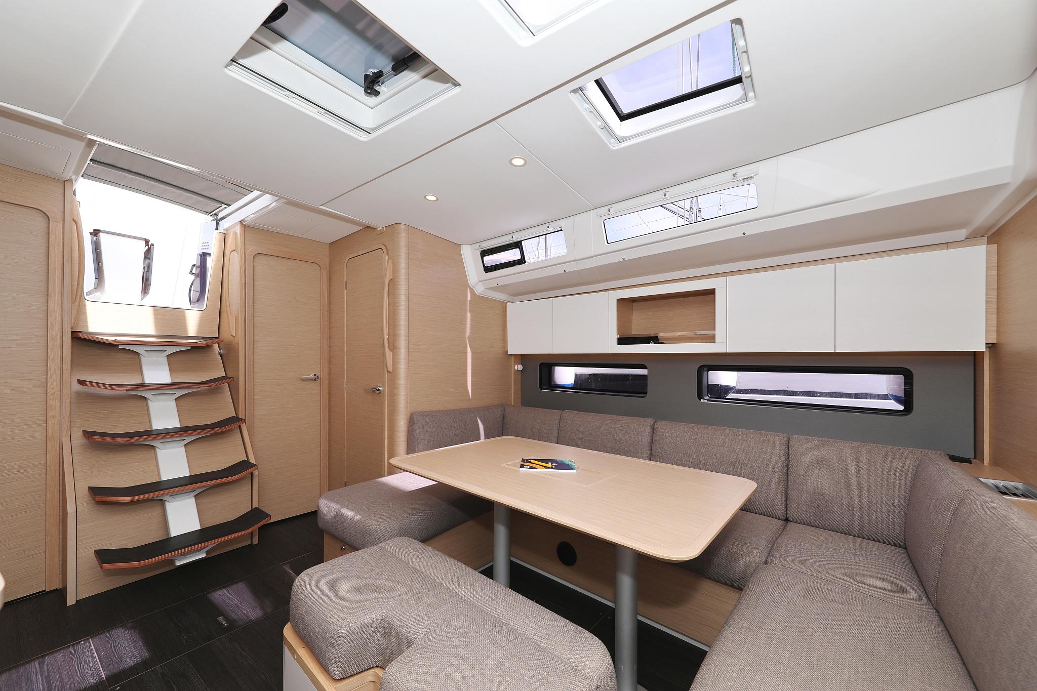 Dufour 41 - 3 cab., picture 17