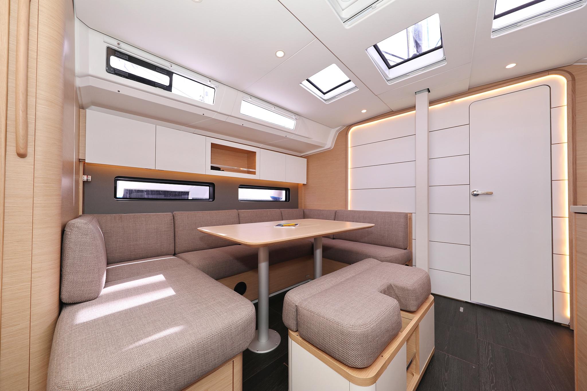 Dufour 41 - 3 cab., picture 15