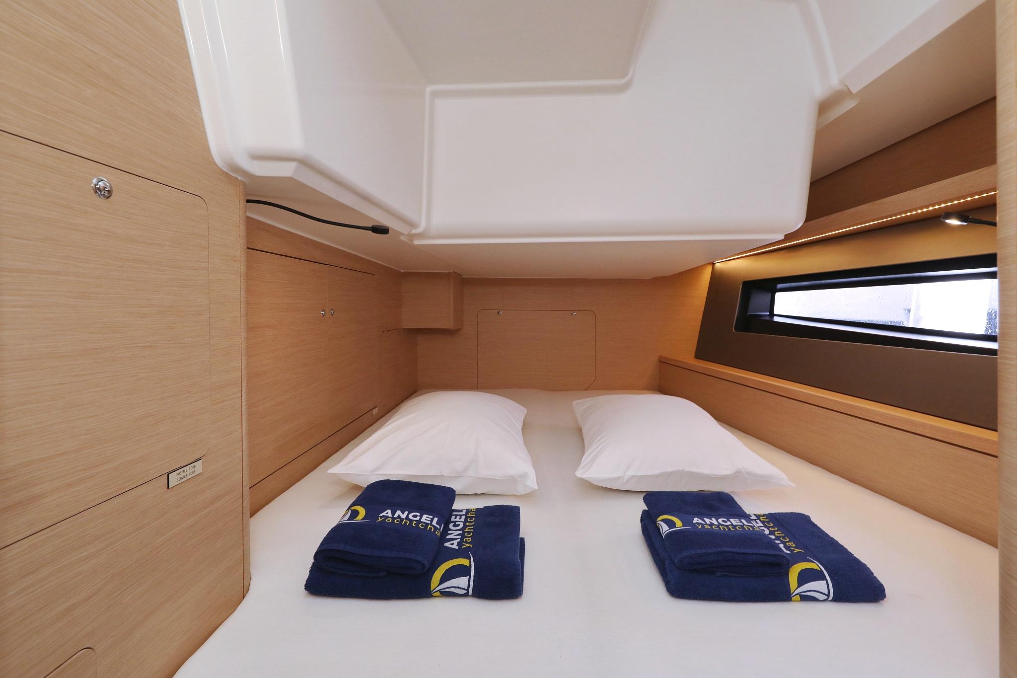 Dufour 41 - 3 cab., picture 28